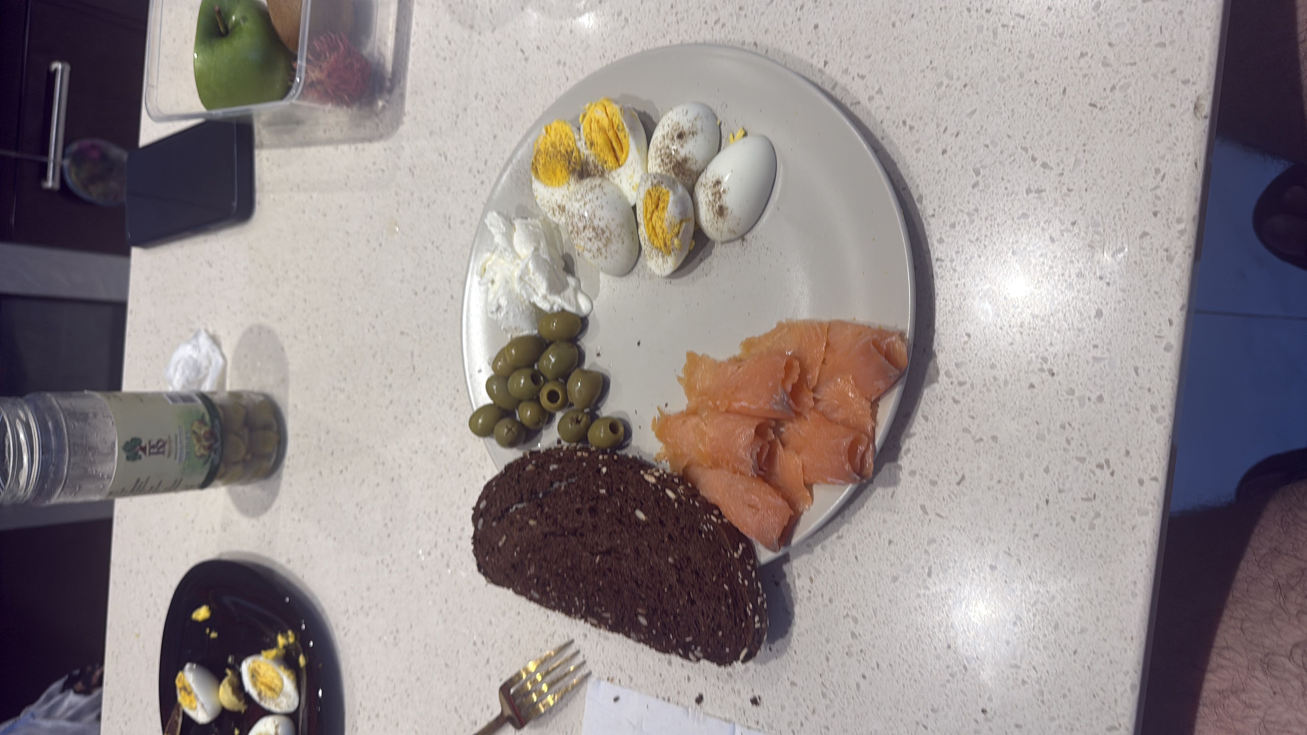 Завтрак с лососем