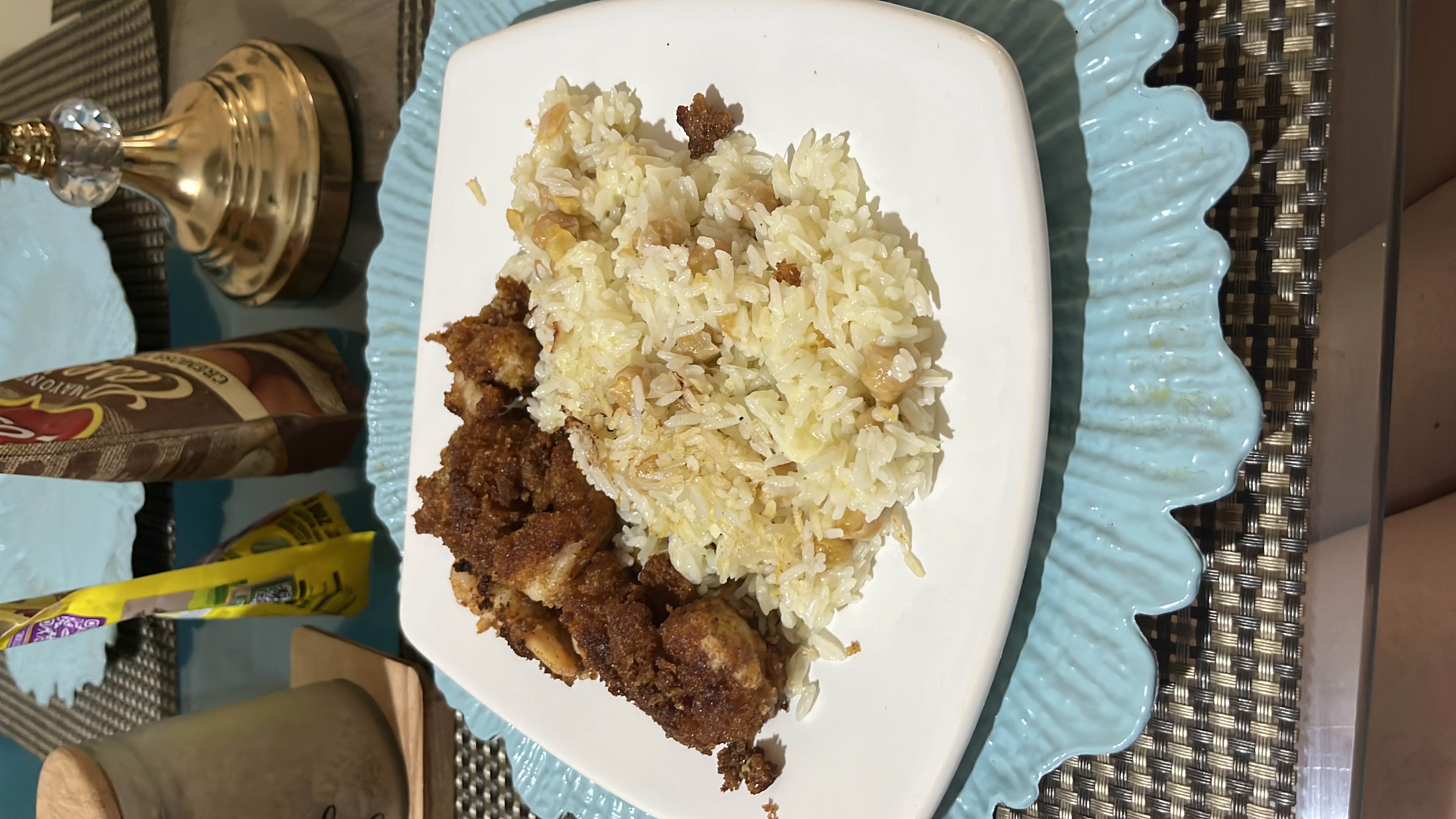 Pollo frito con arroz