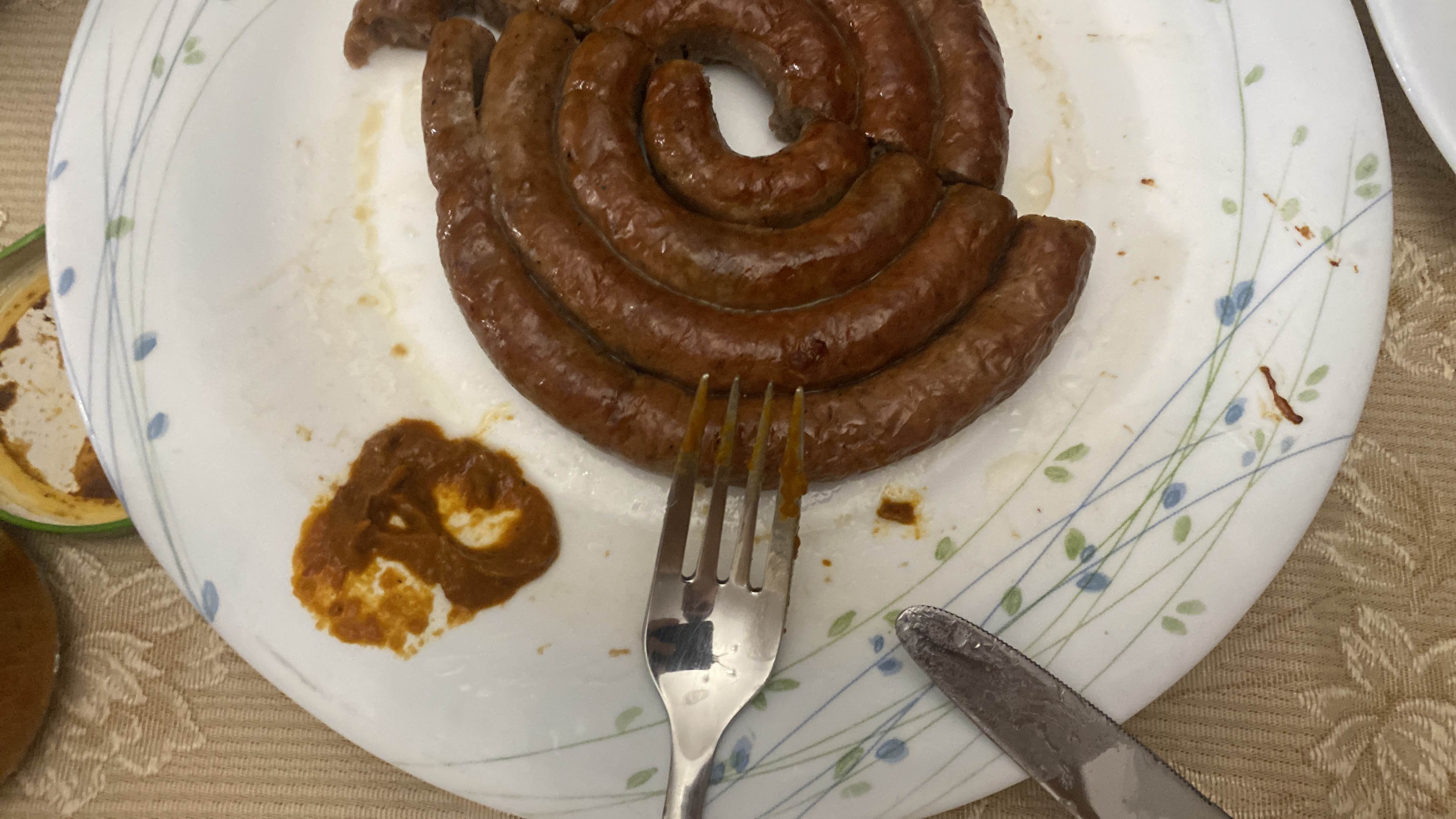 Наденица с подправки