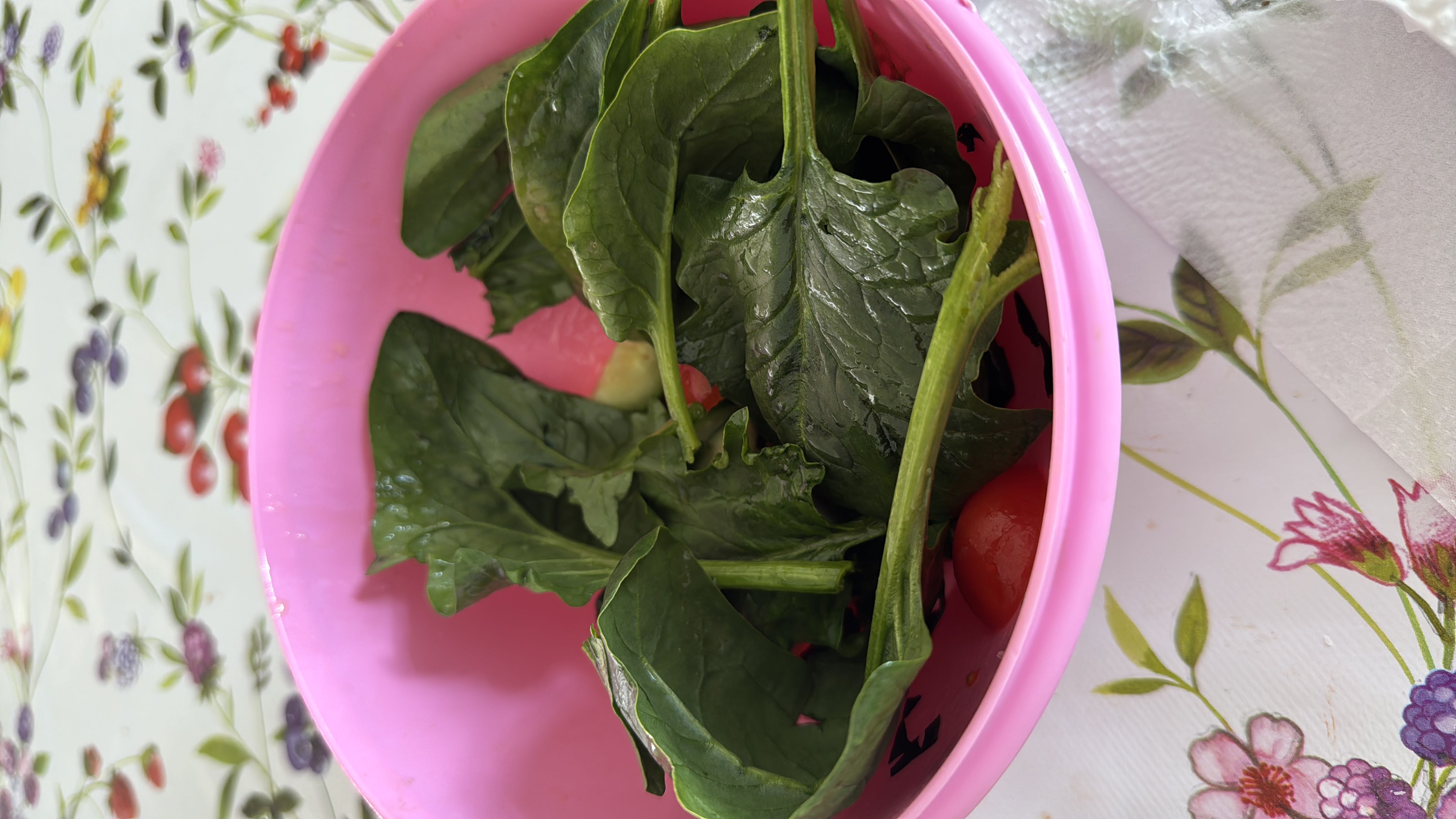 Салат со шпинатом