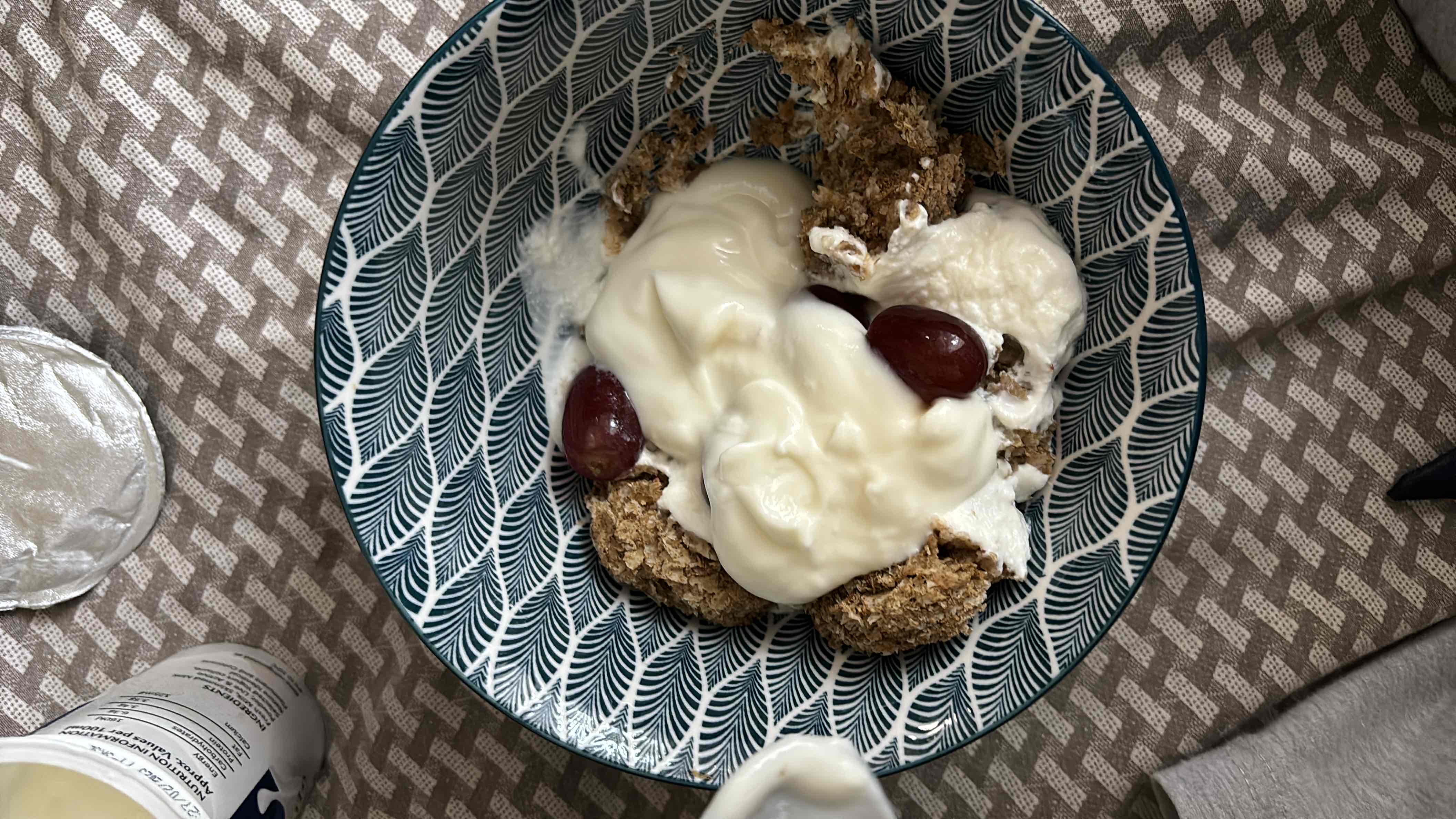 Yogurt with Weetabix