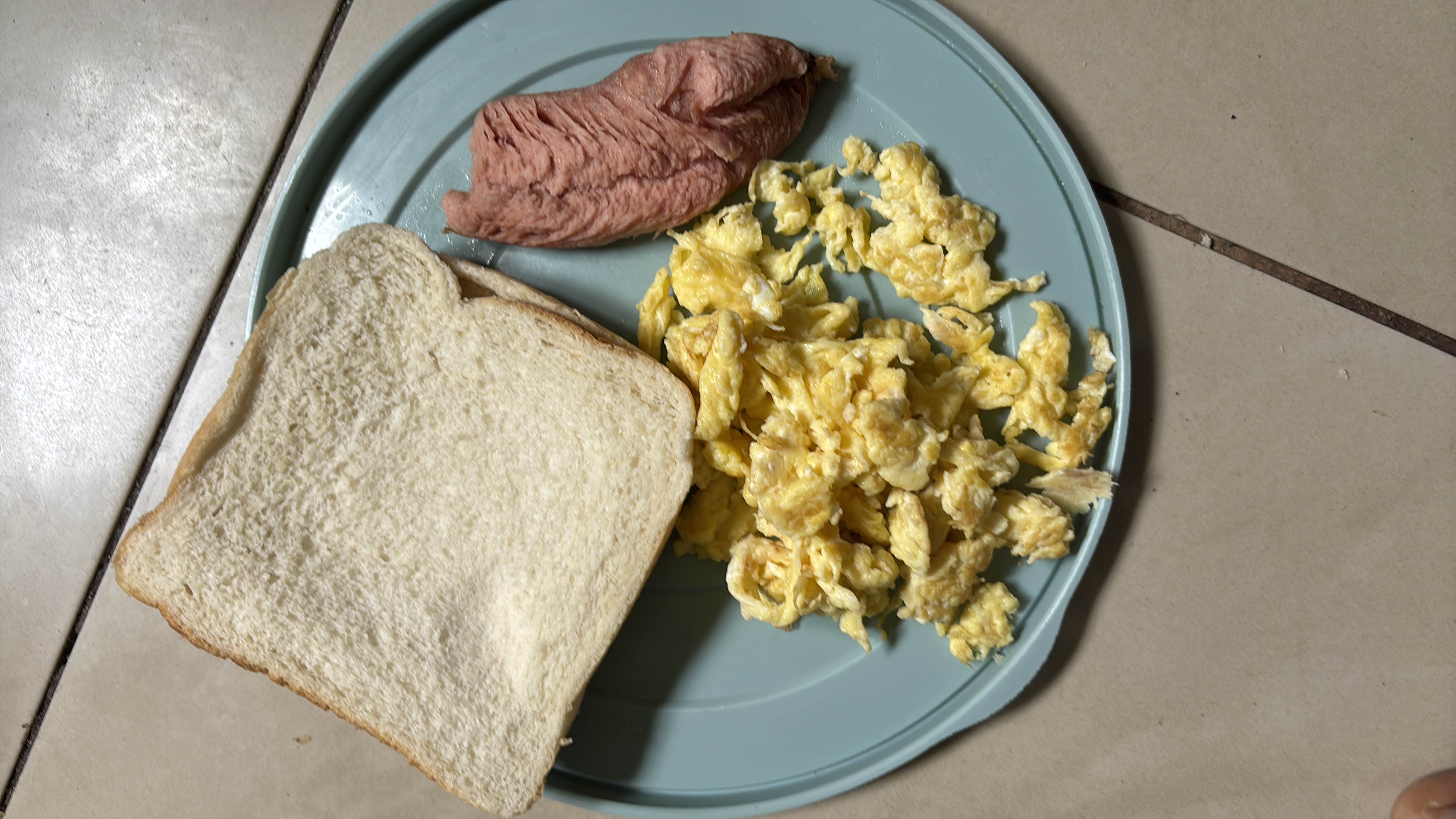 Scrambled Eggs with Toast