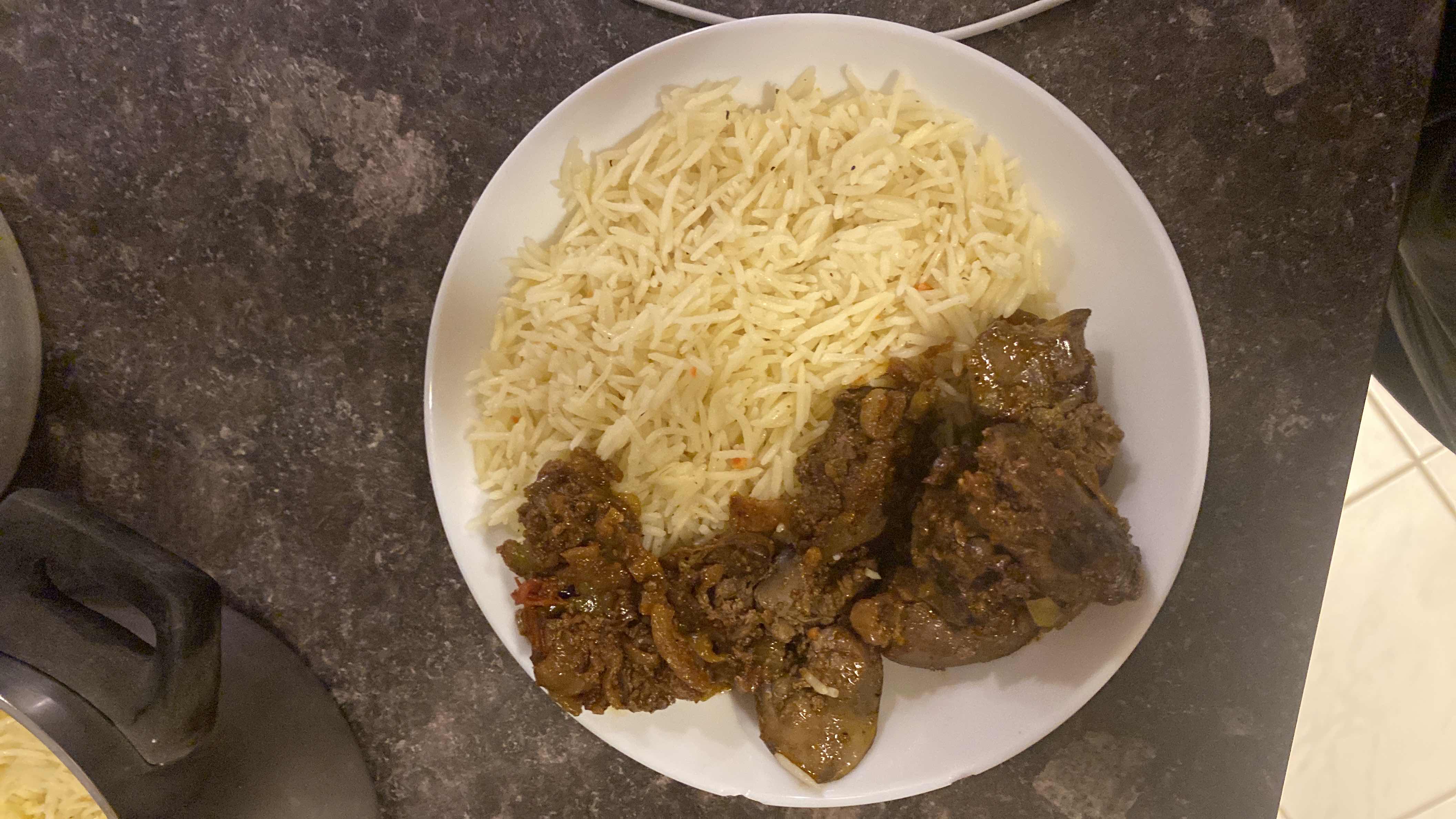 كبدة مع أرز