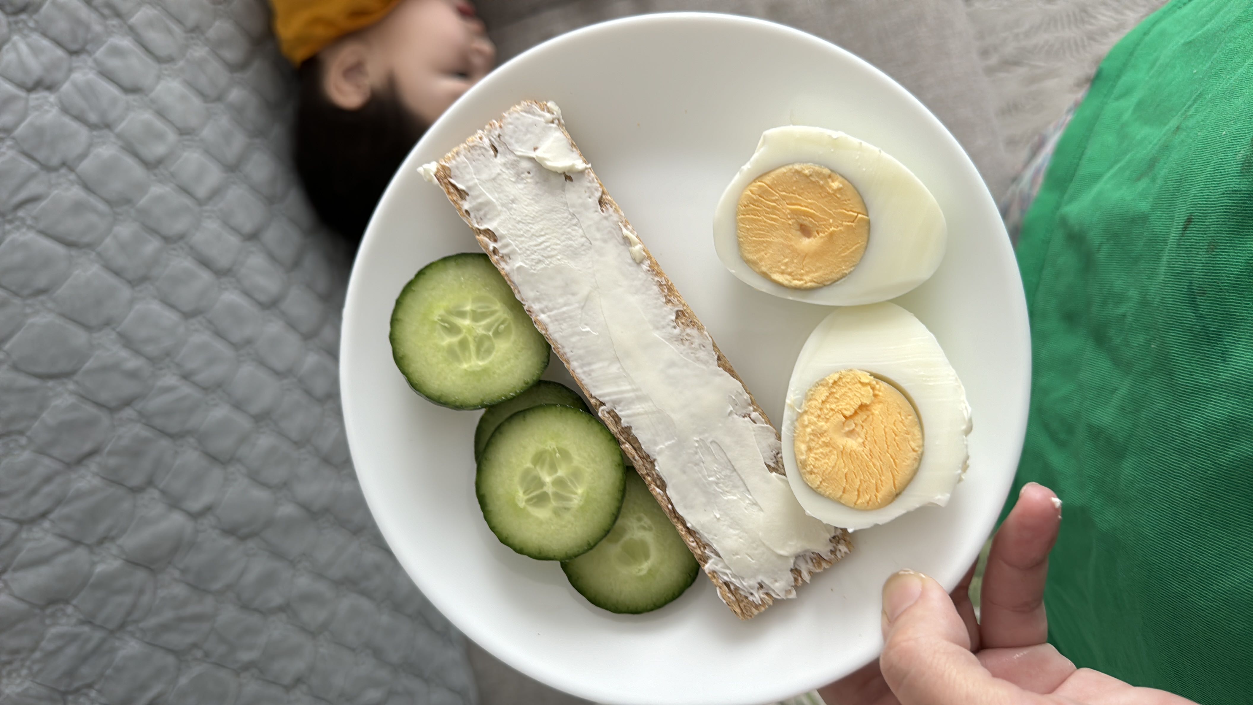 Завтрак с яйцом