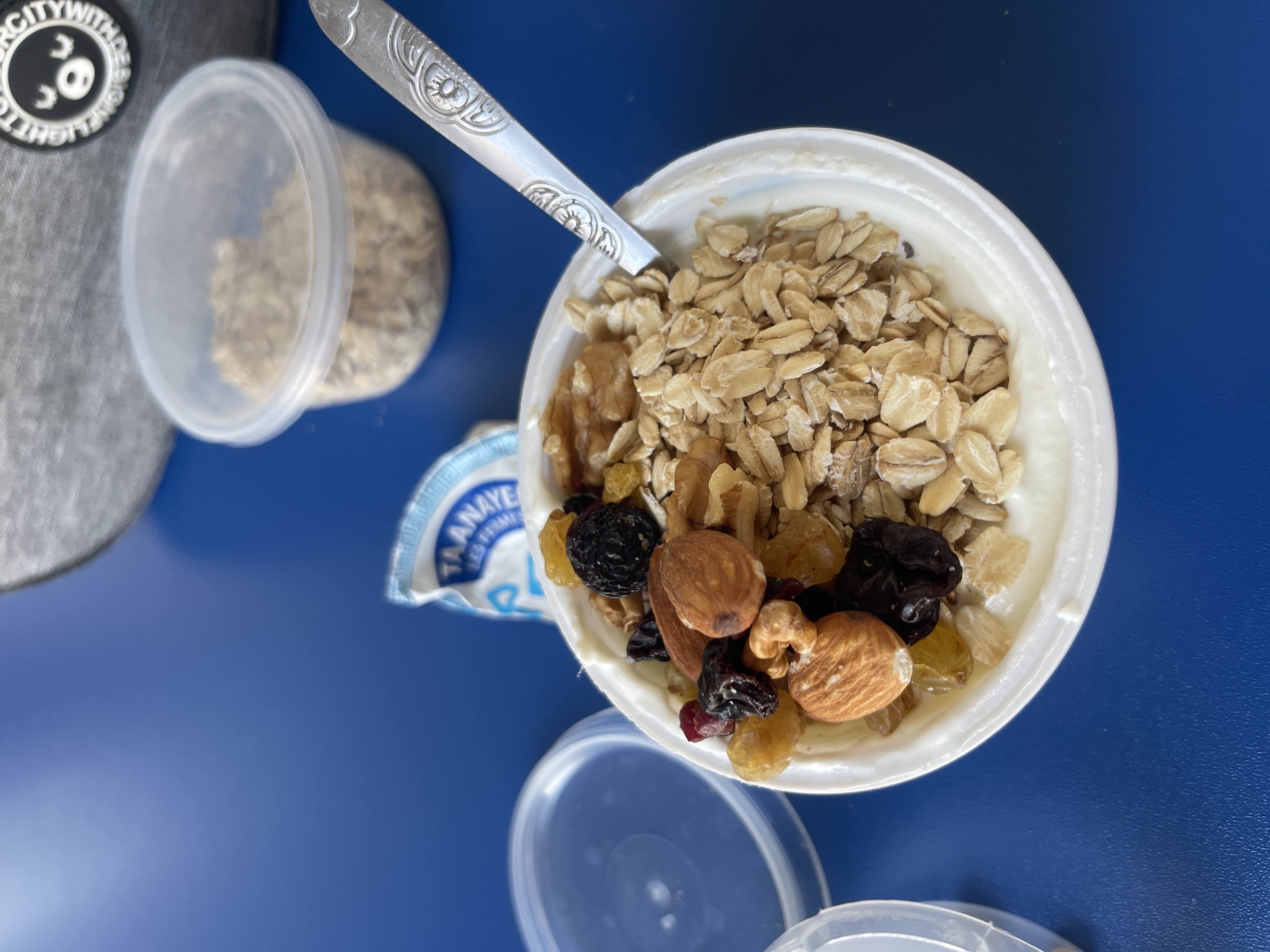Yogurt with Oats & Nuts