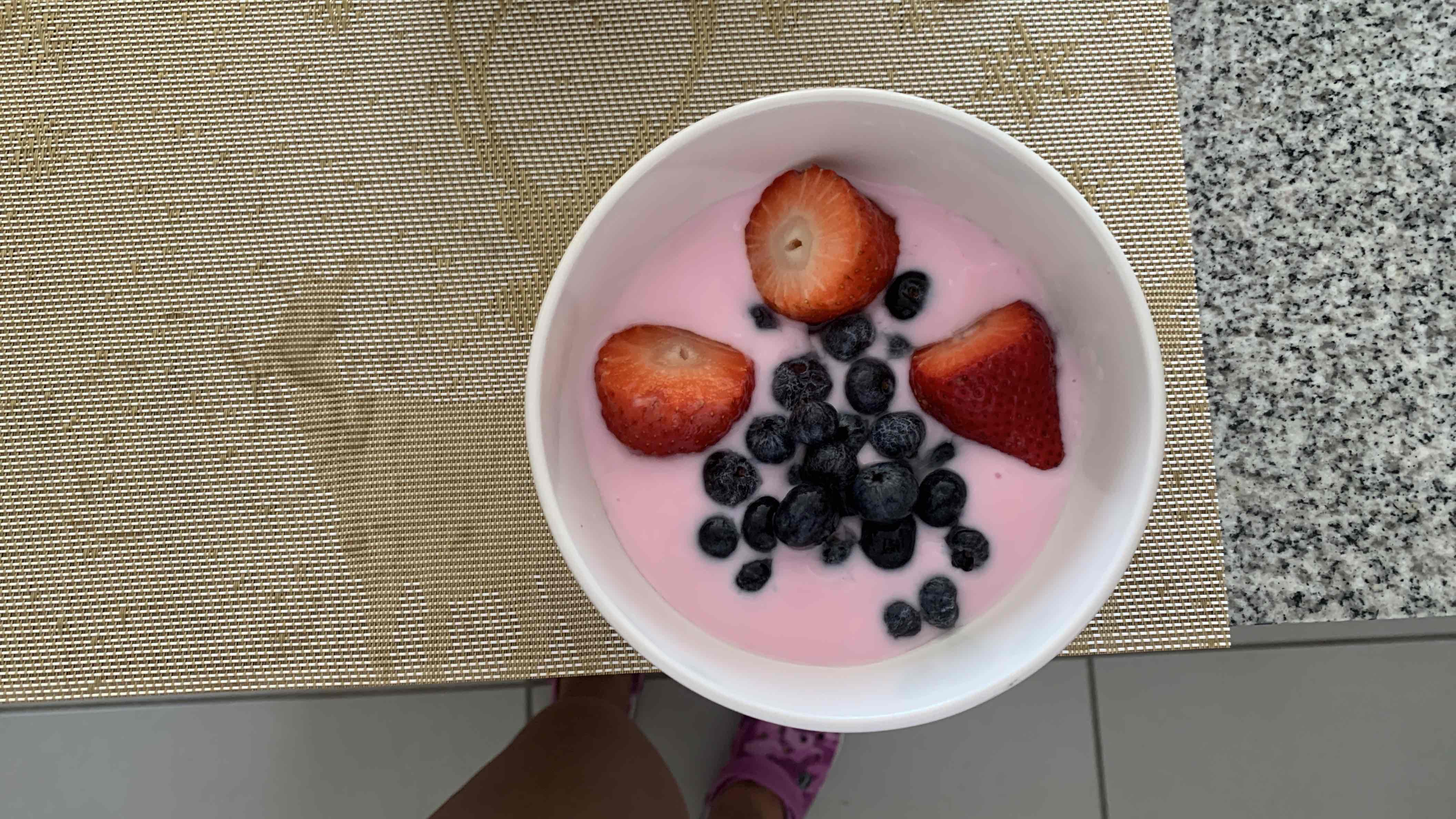 Yogur con frutas