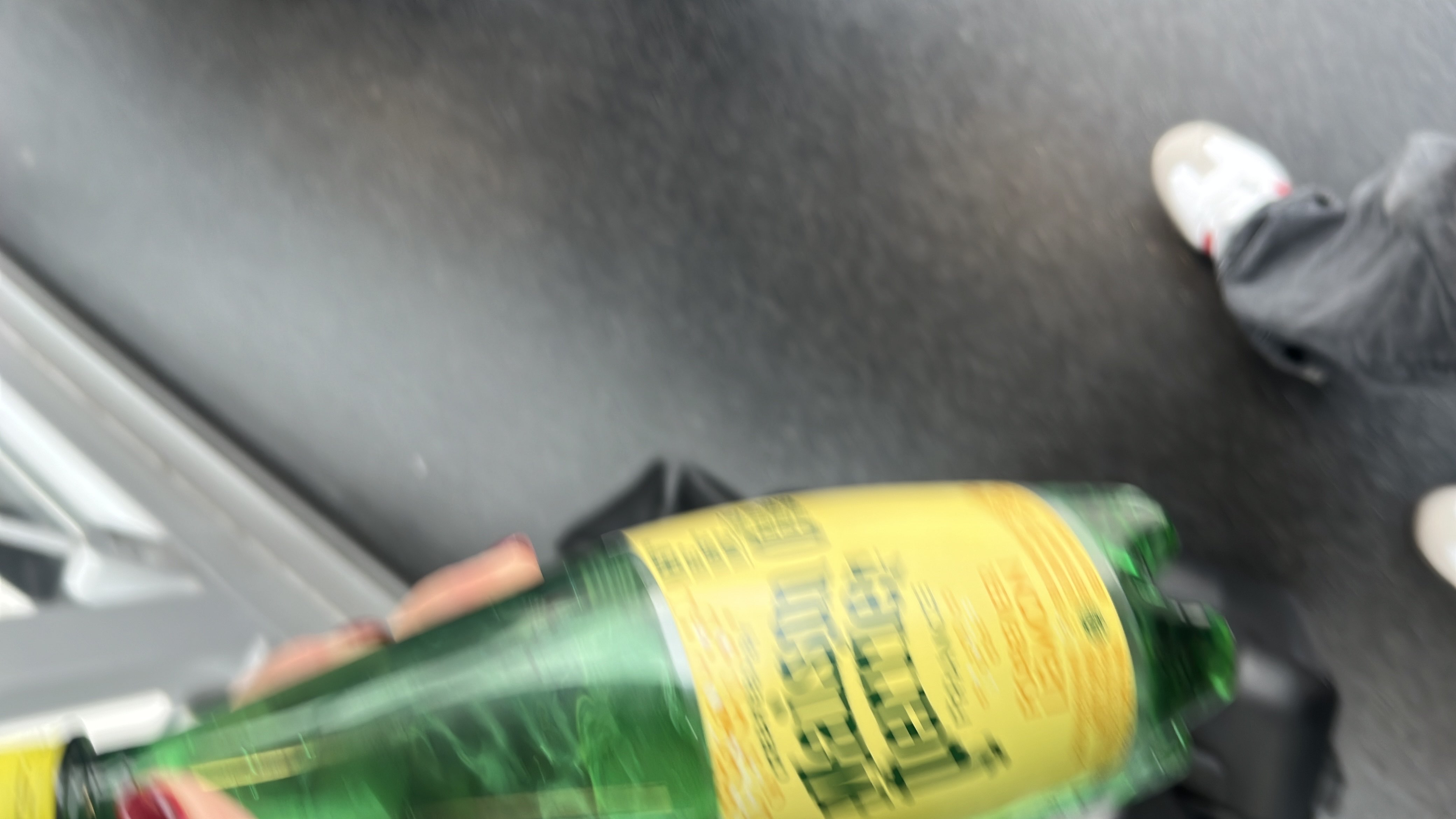 Sparkling Lemon Water