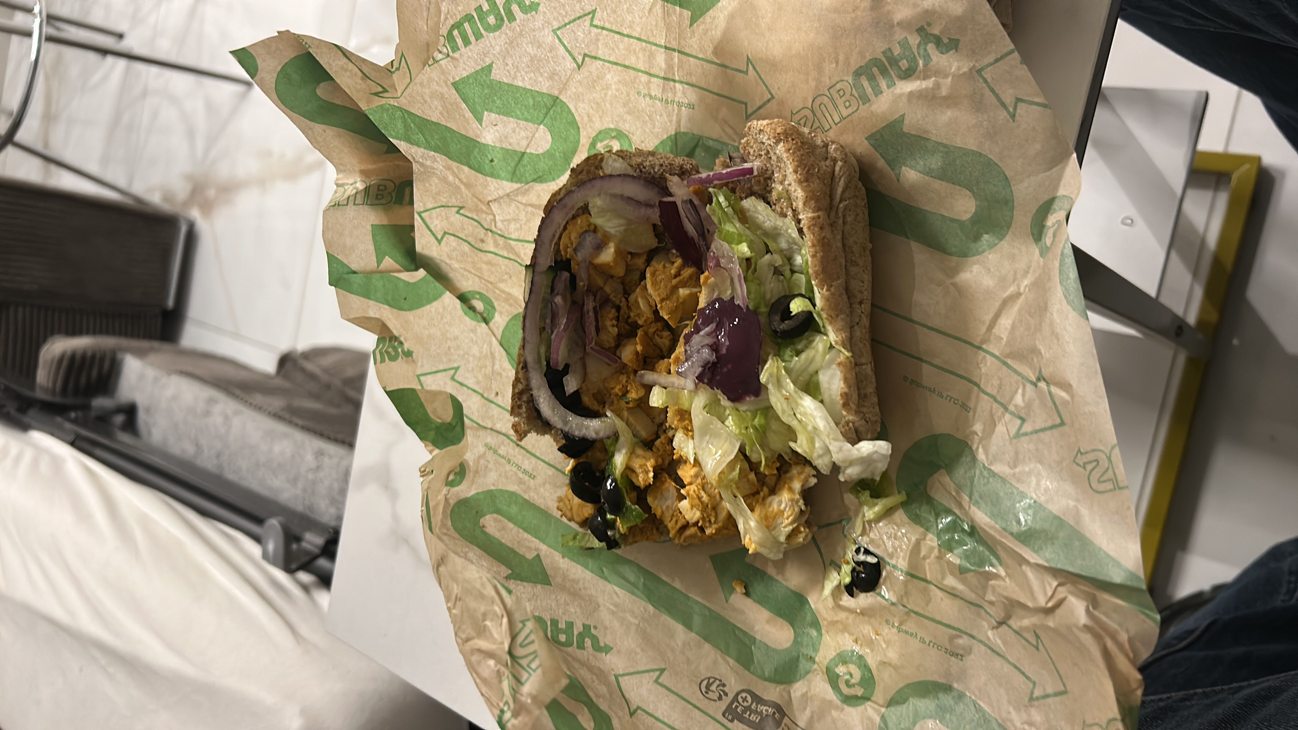 Sandwich au poulet épicé