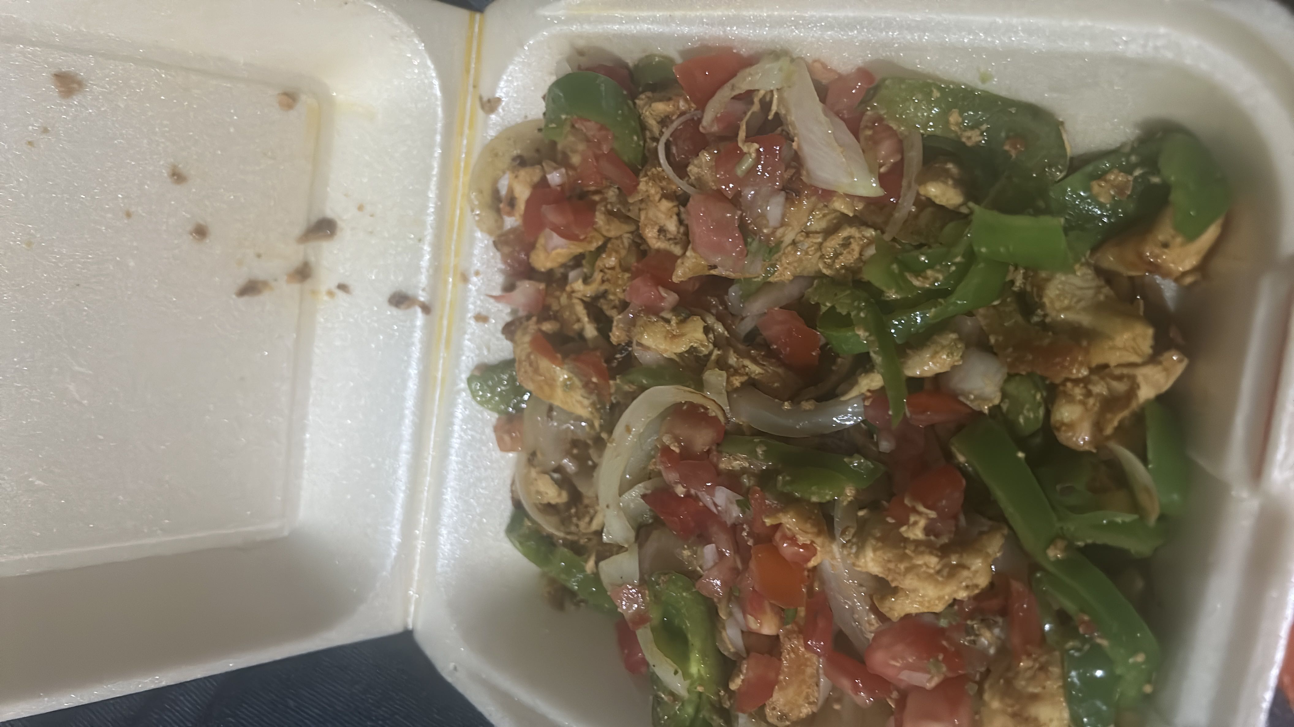 Pollo salteado con verduras