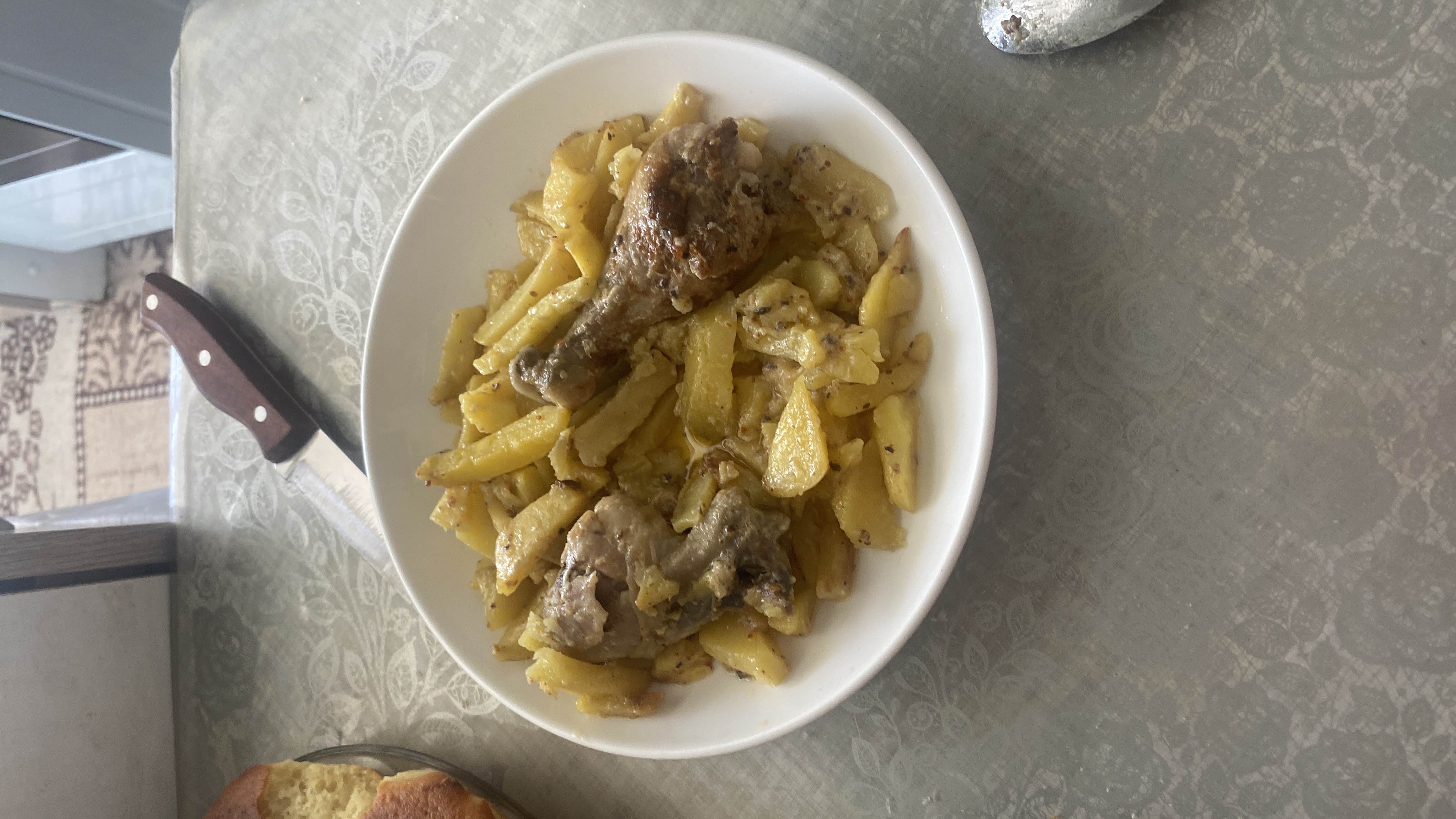 Картофель с курицей