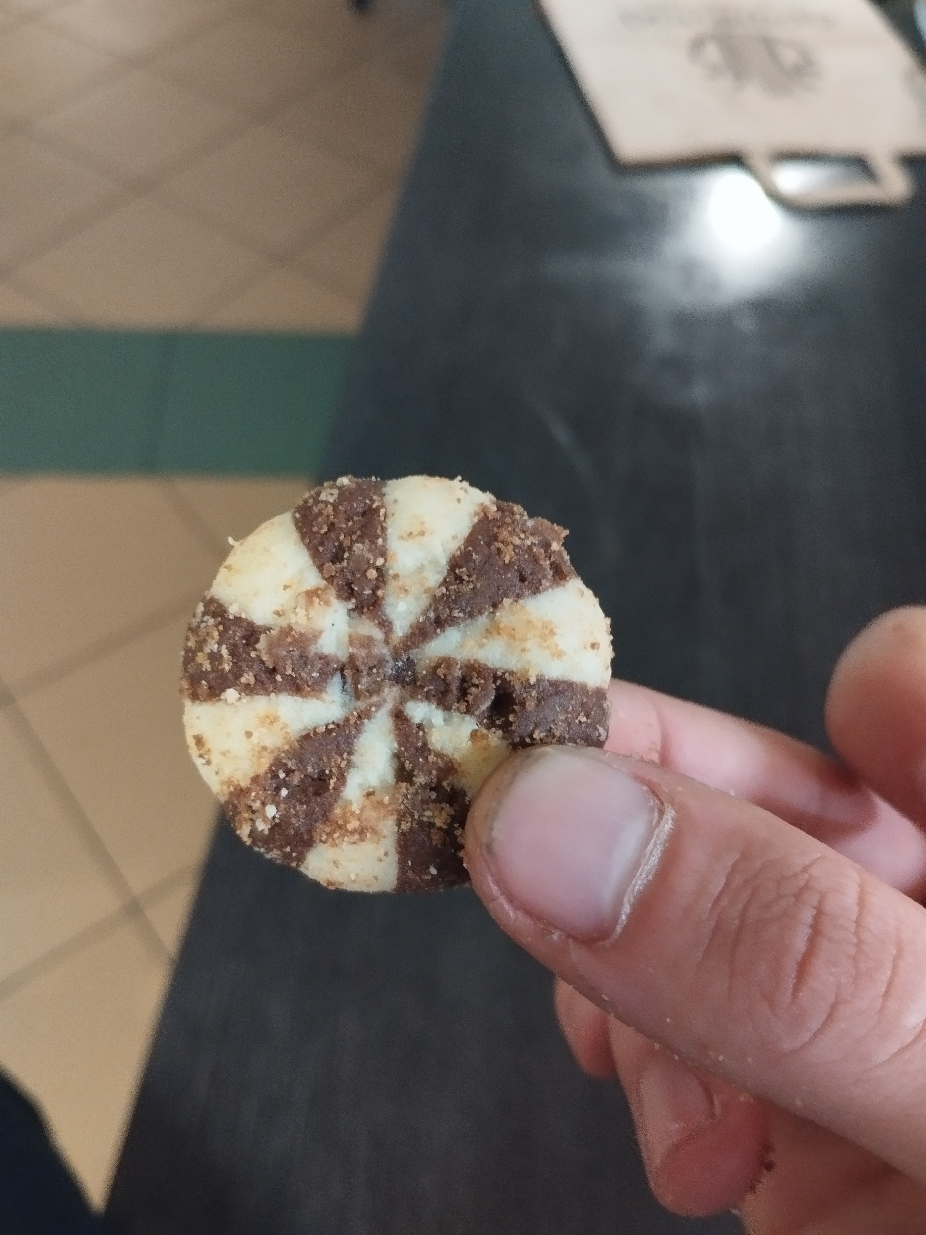 Chocolate Vanilla Cookie