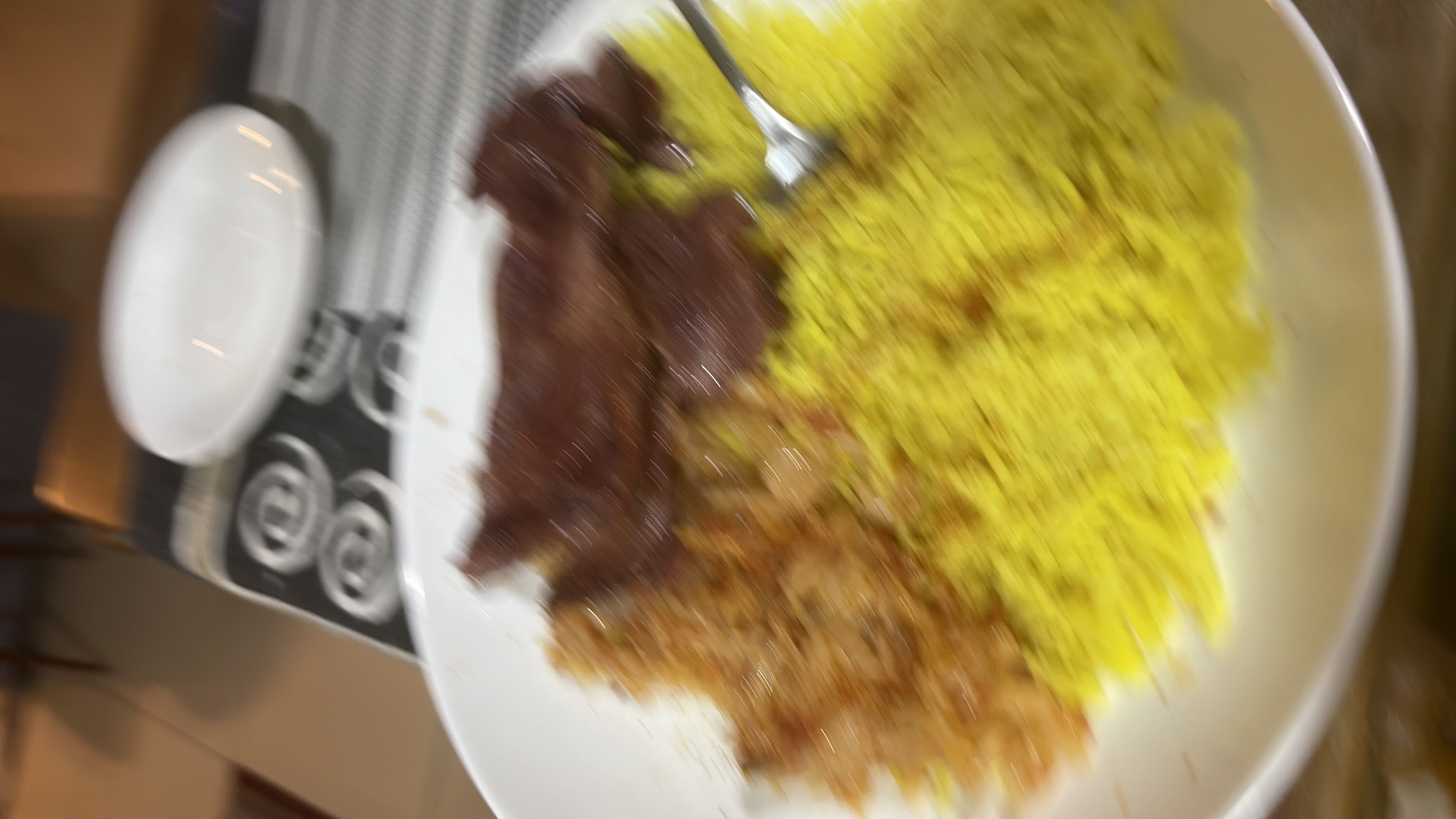 Beef with Yellow Rice