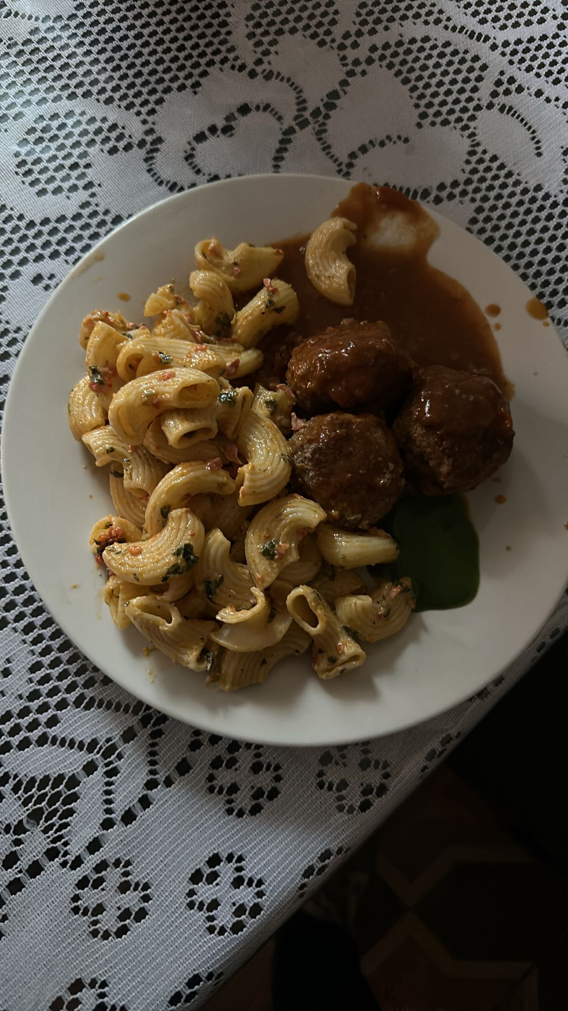 Albóndigas con pasta
