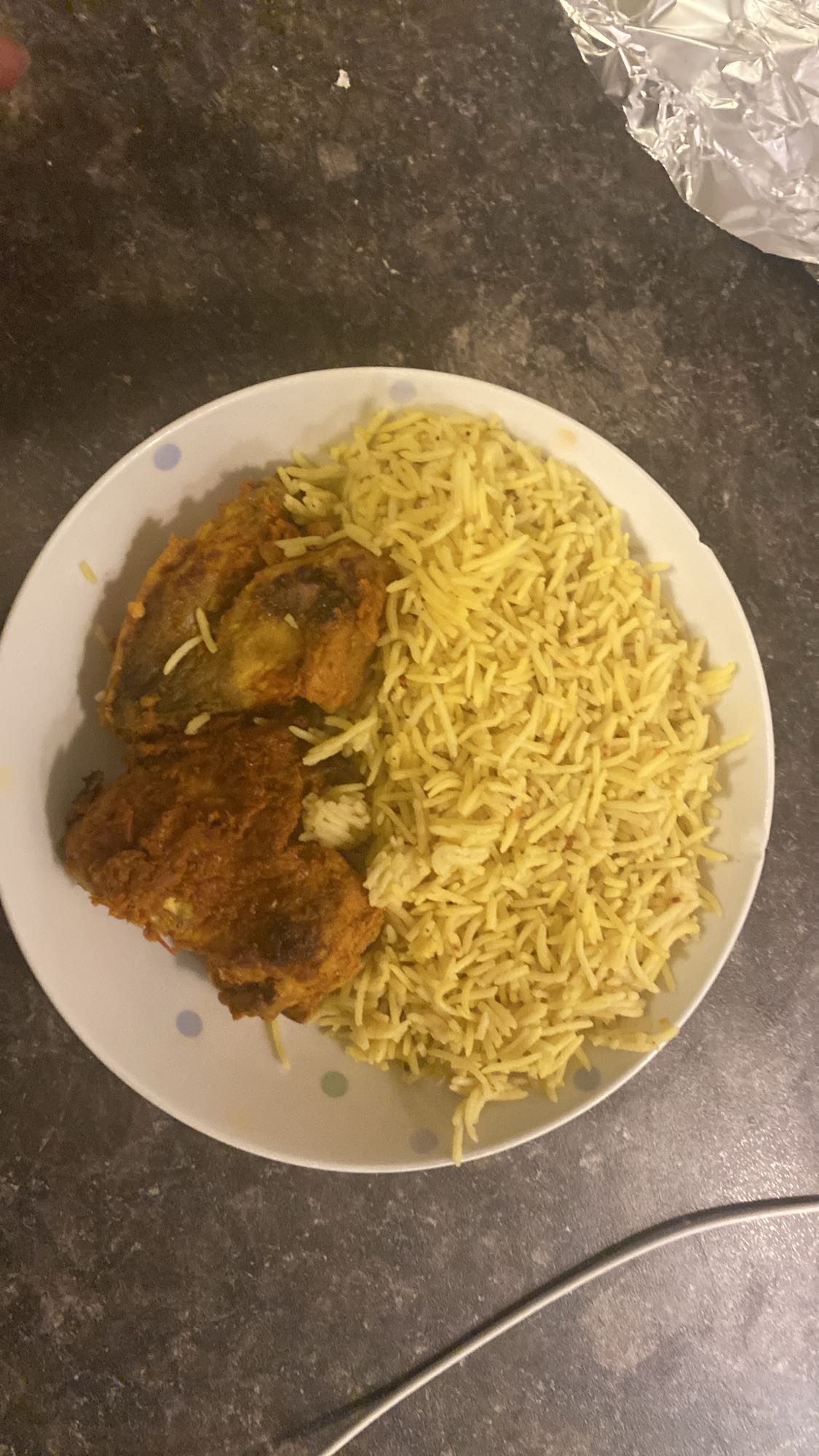 أرز مع دجاج مقلي