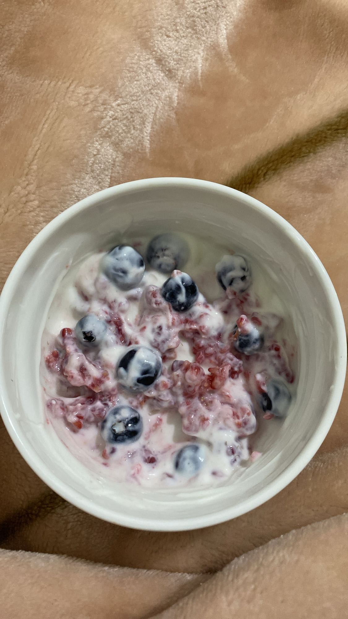 Berry Yogurt Bowl