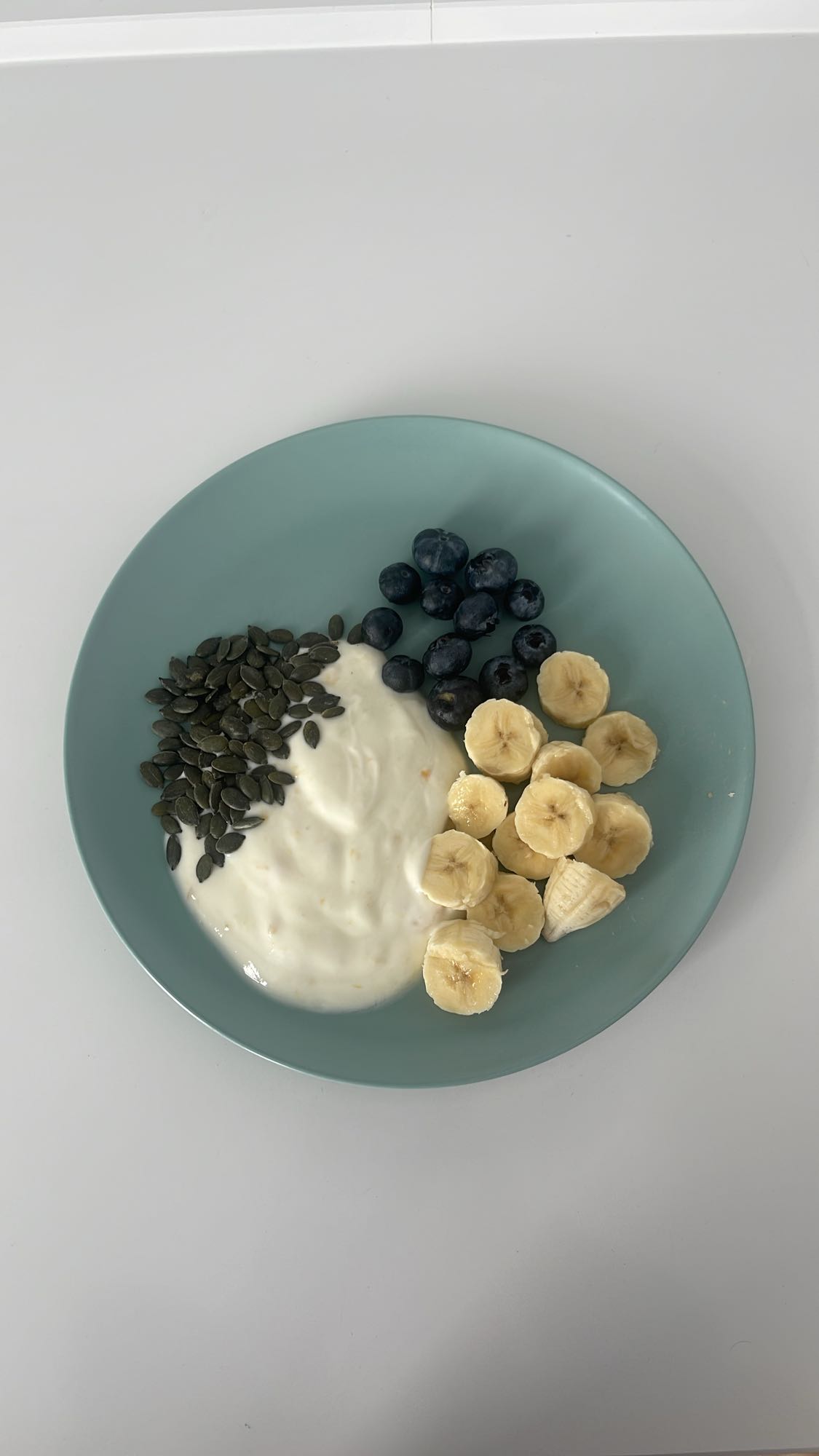 Yogurt with Fruits & Seeds