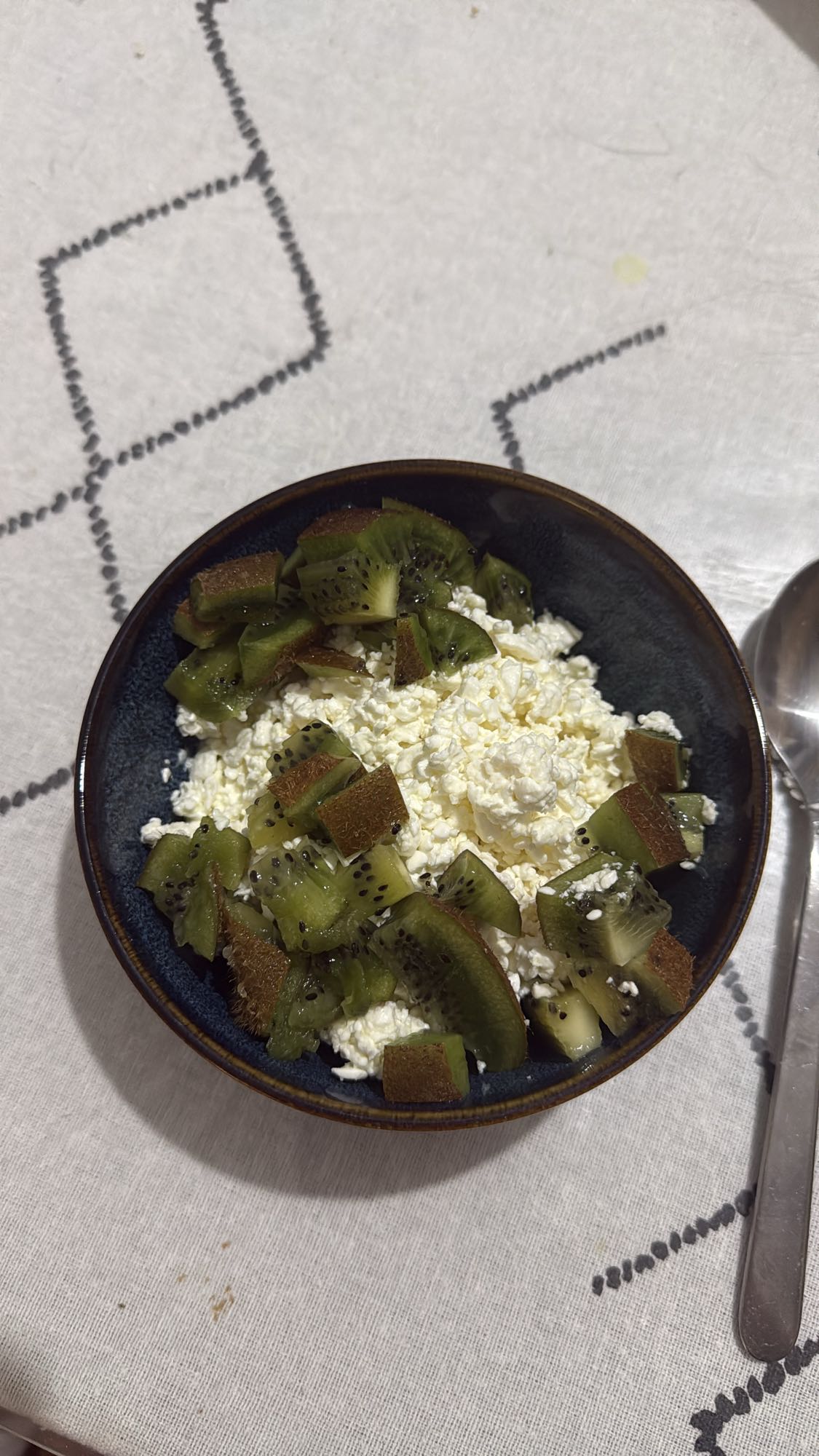 Cottage Cheese with Kiwi