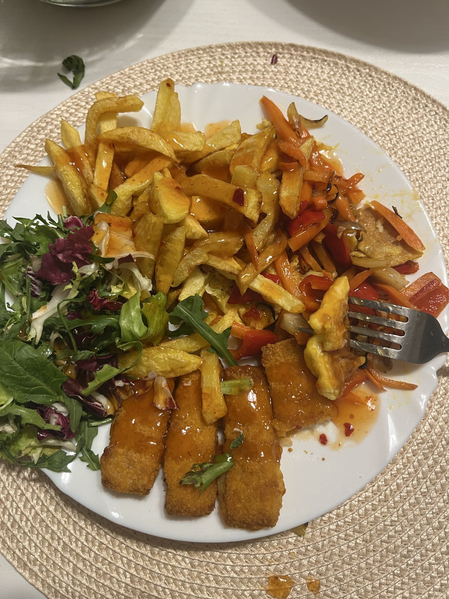 Crispy tofu with fries