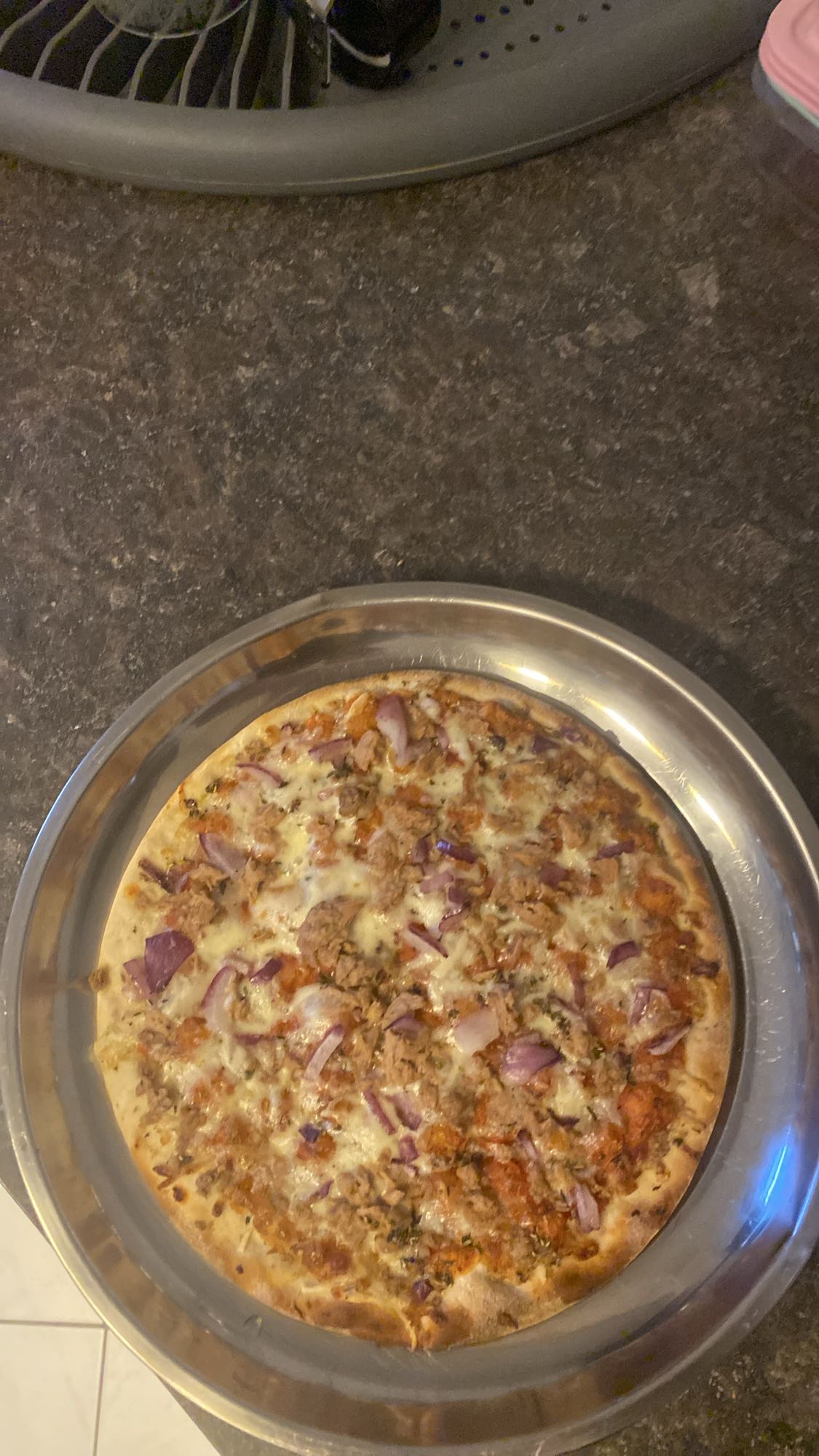 بيتزا التونة