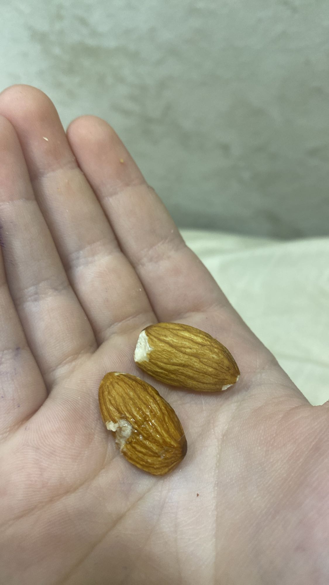 Raw Almonds