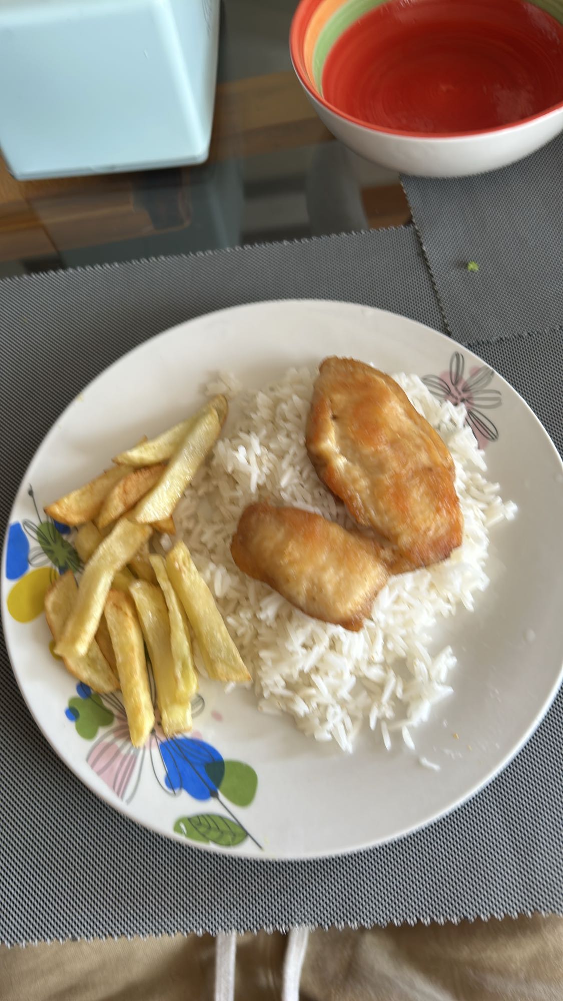 Pollo con arroz y papas