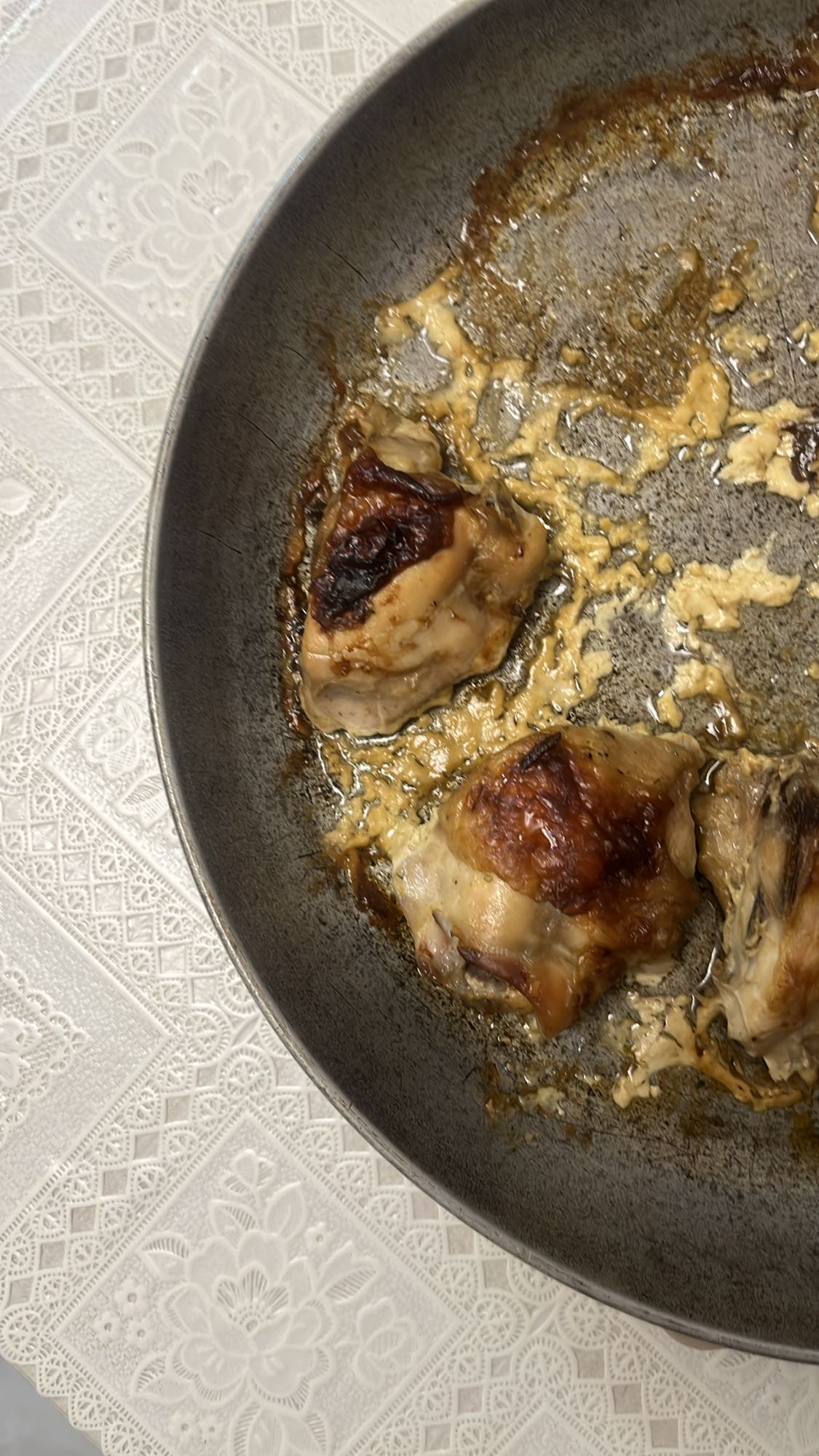 Запечённые куриные бедра