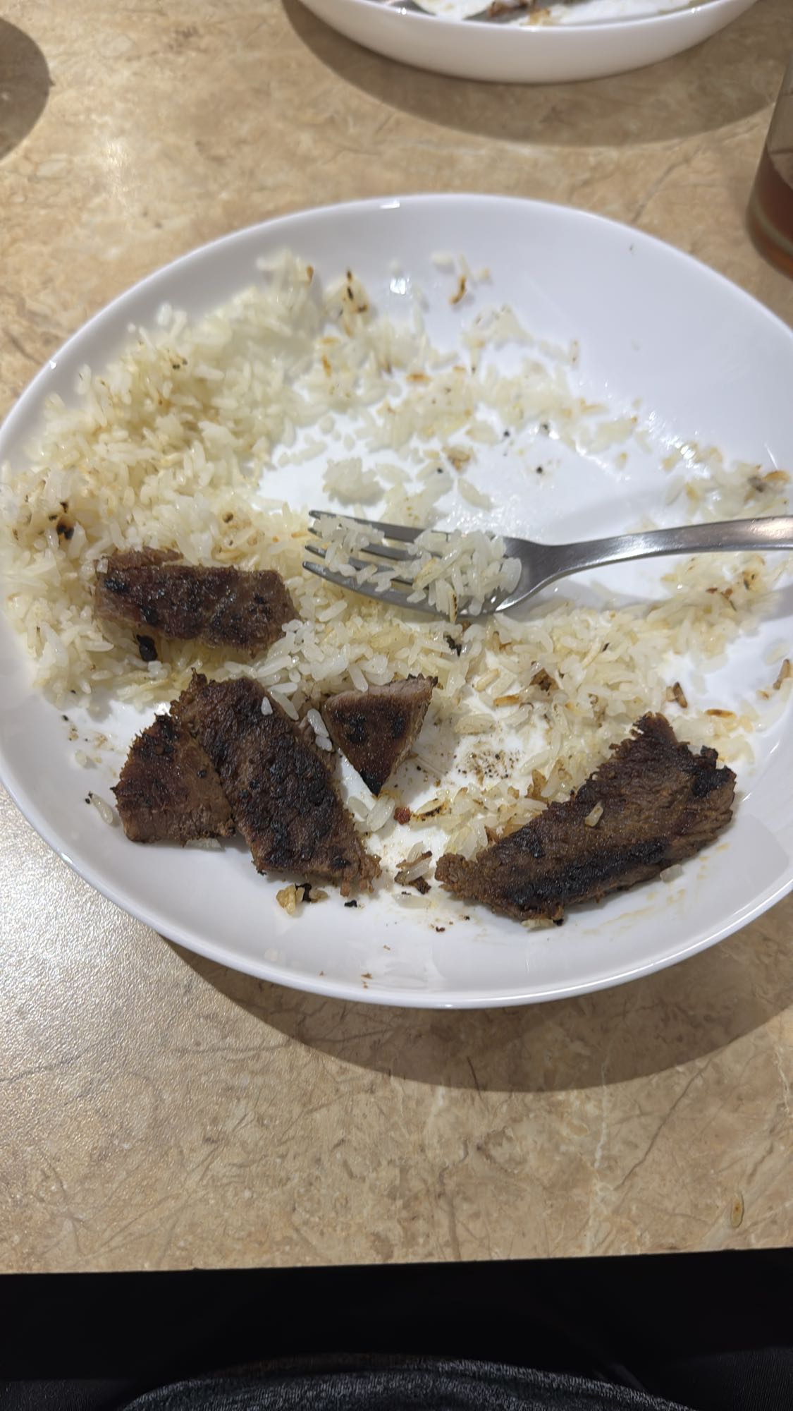 Arroz con carne asada