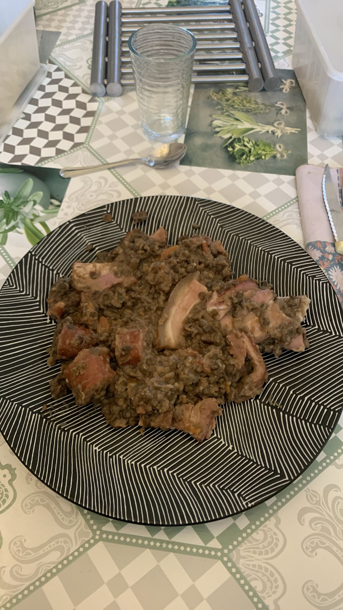 Lentilles et porc fumé