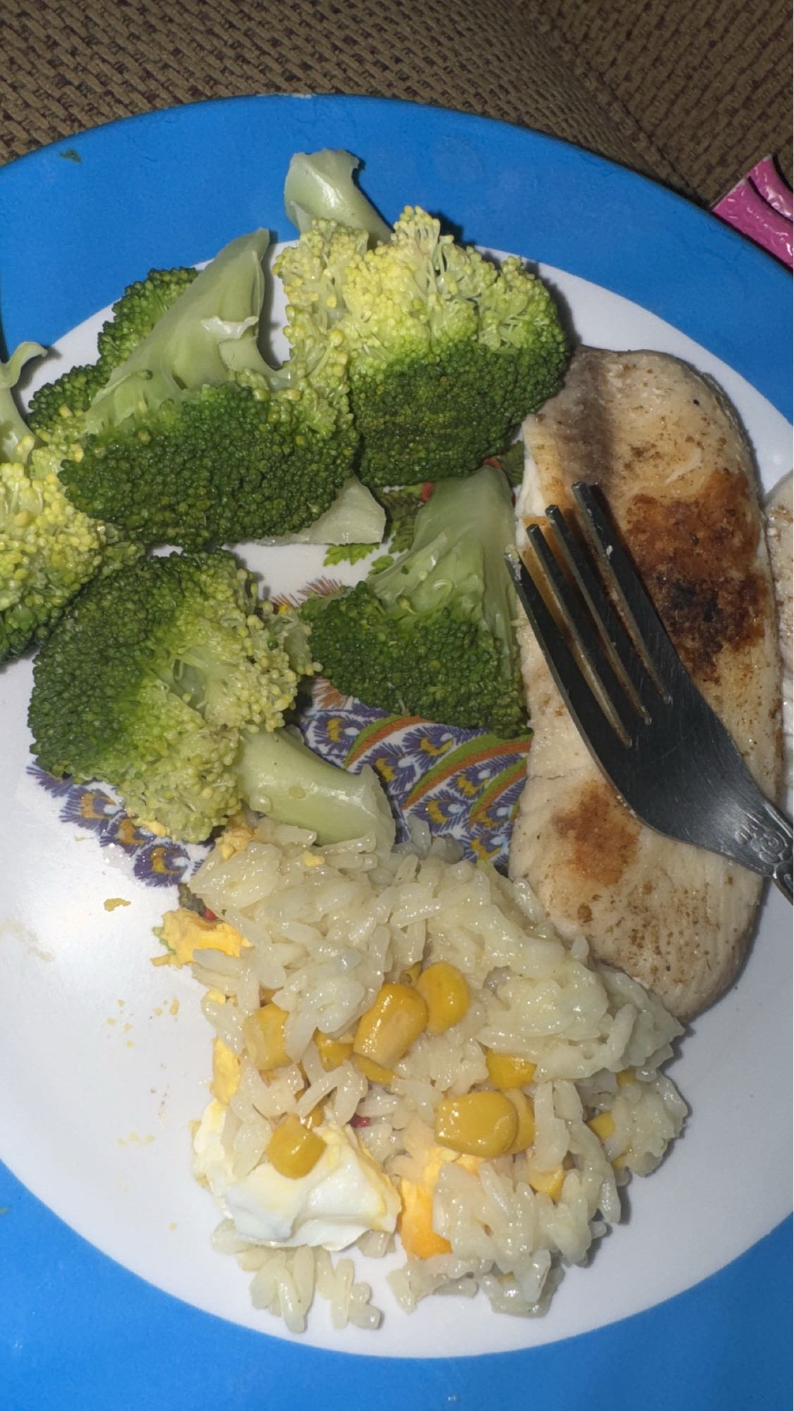 Pollo con arroz y brócoli