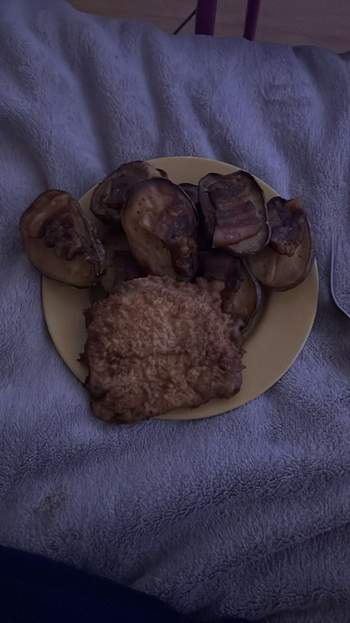 Kotlet schabowy z ziemniakami