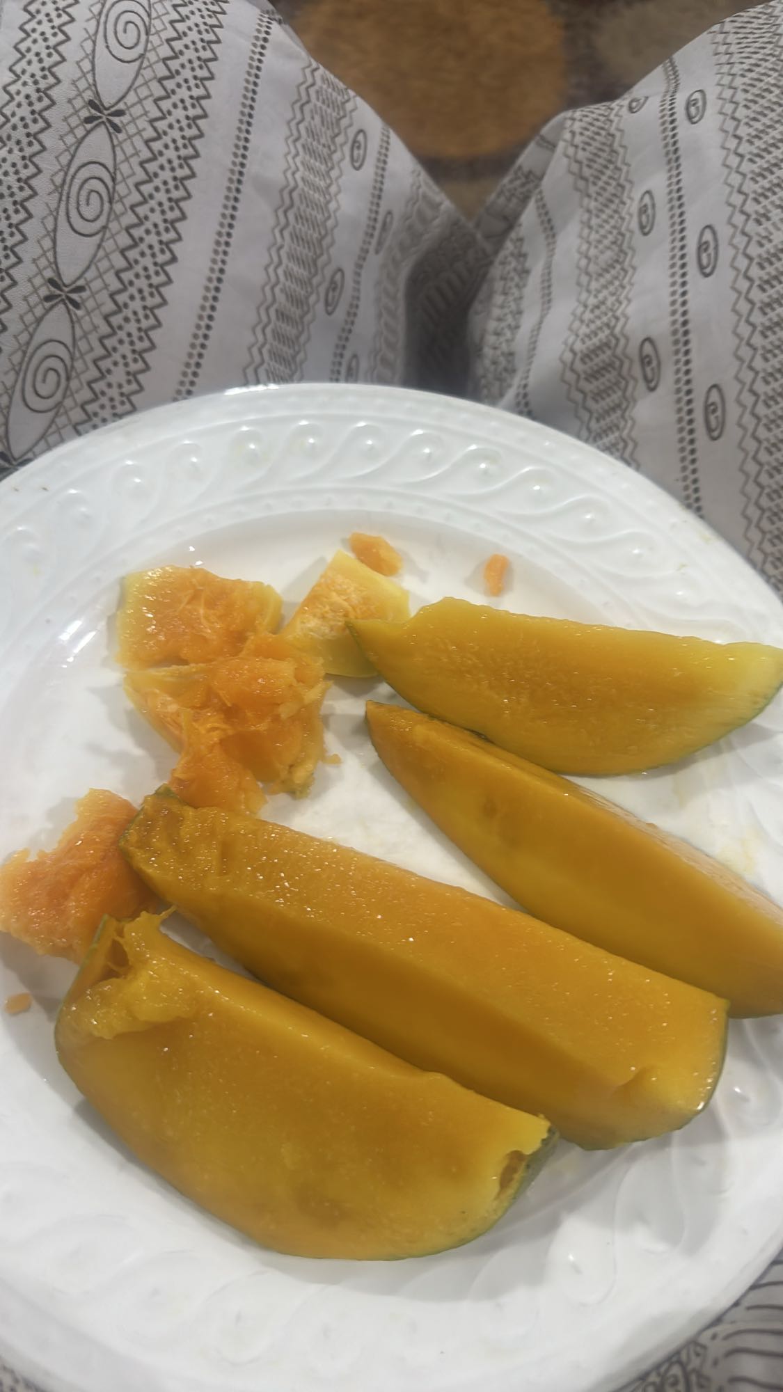 Fresh Mango Slices