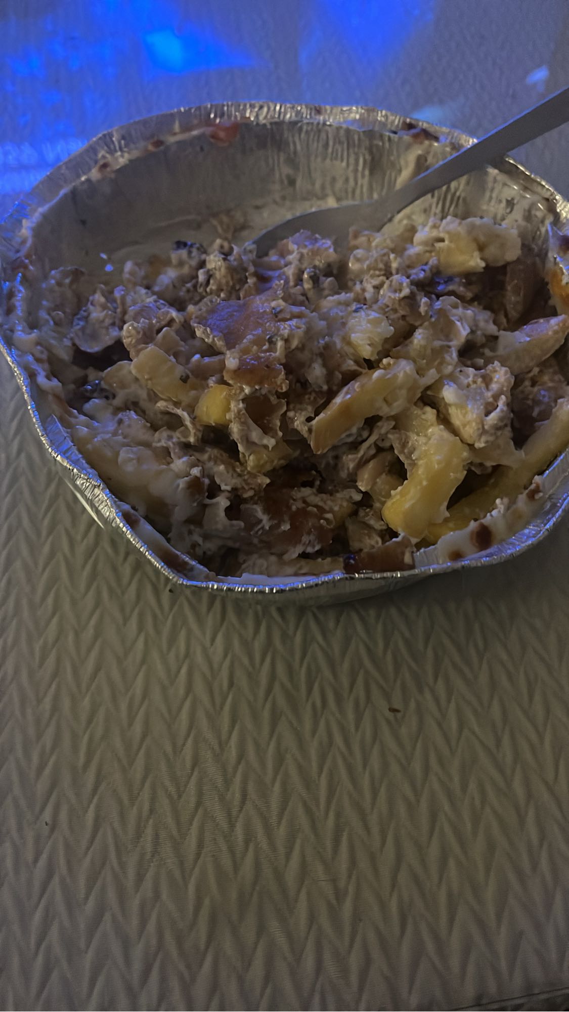 Papas con carne y crema