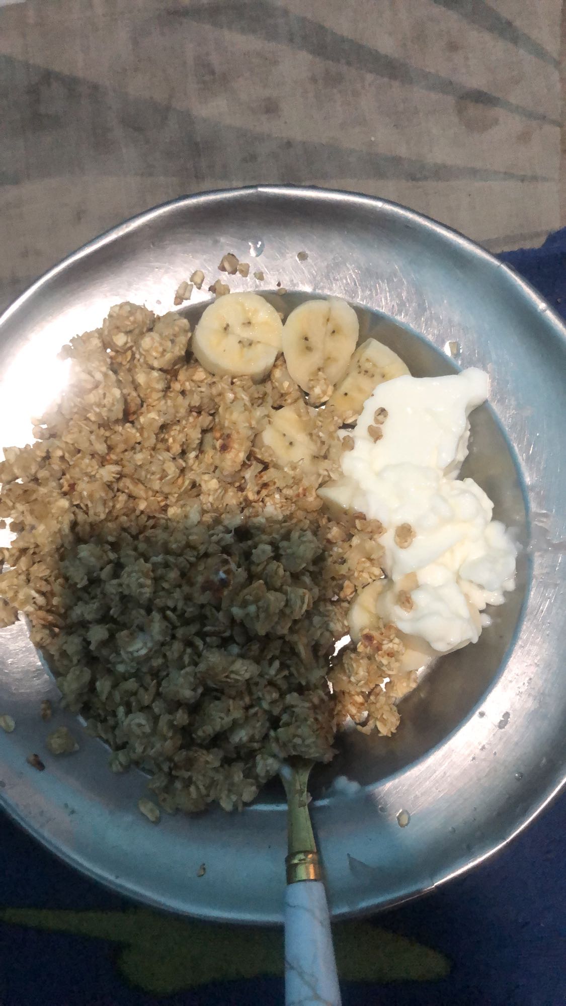 Granola with Yogurt