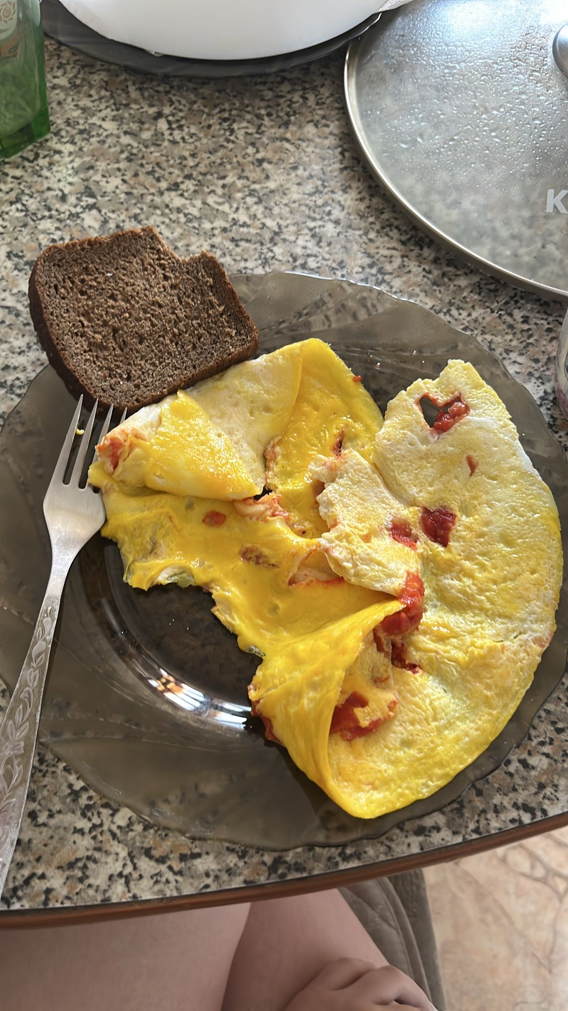 Омлет с хлебом