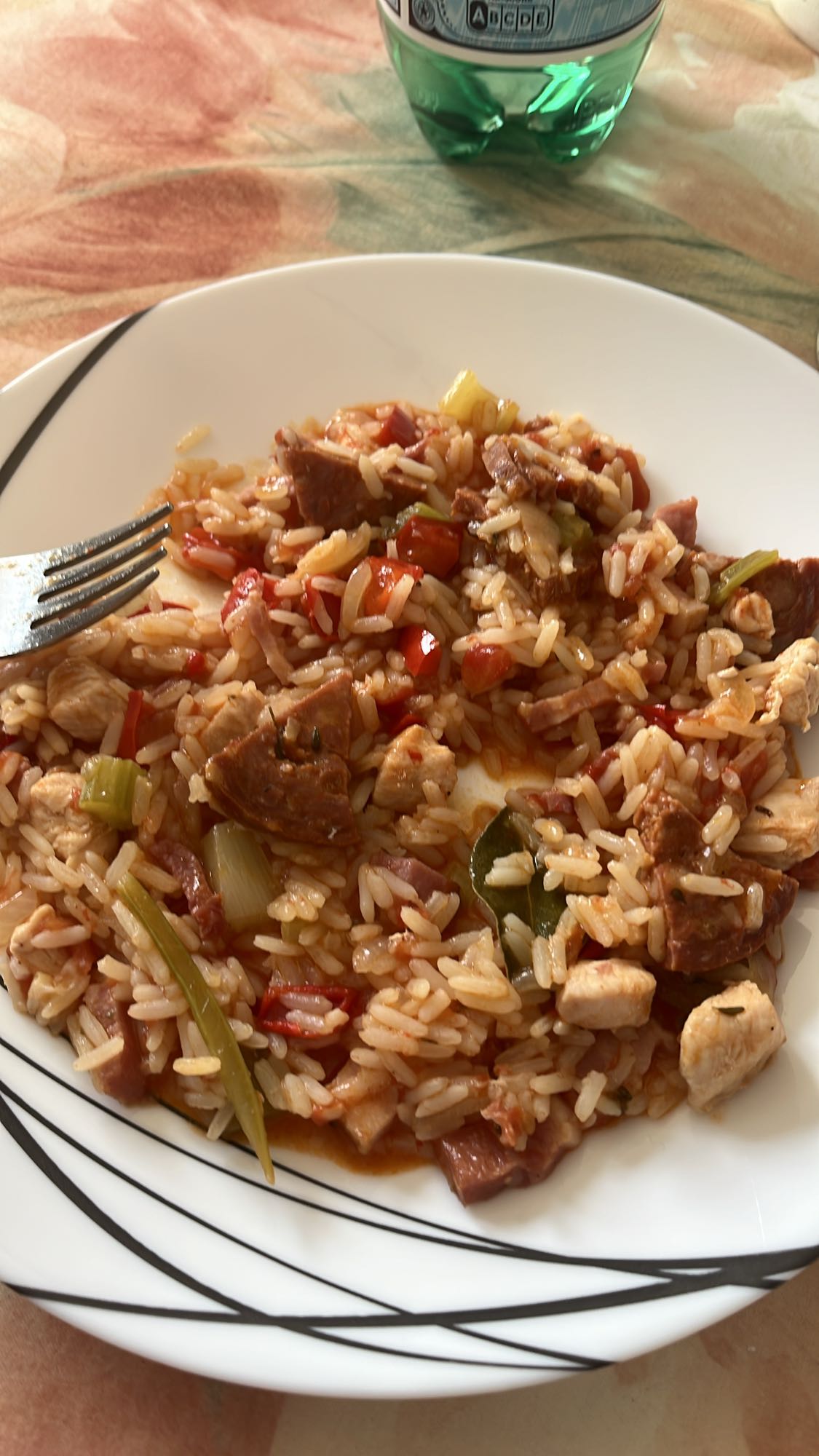 Riz épicé avec viande