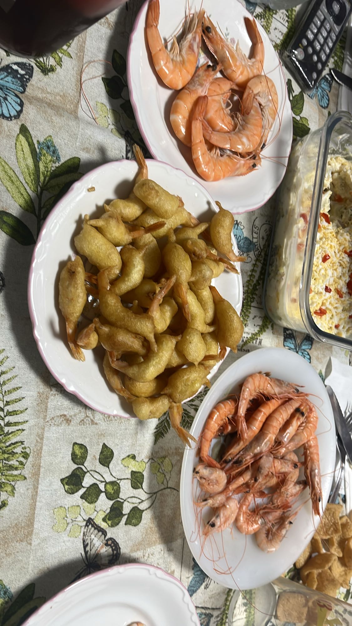 Camarones fritos y cocidos