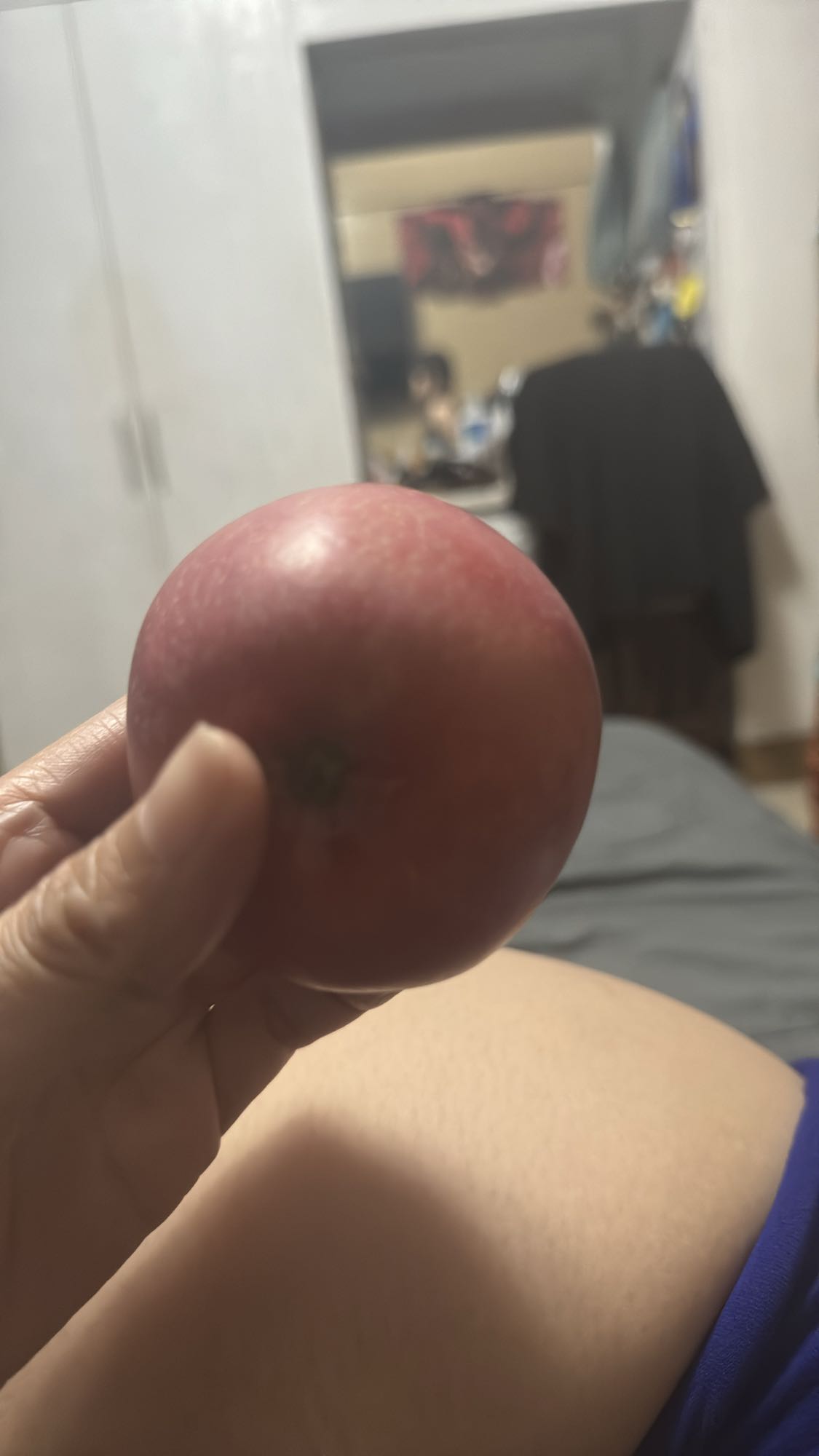 Red Apple