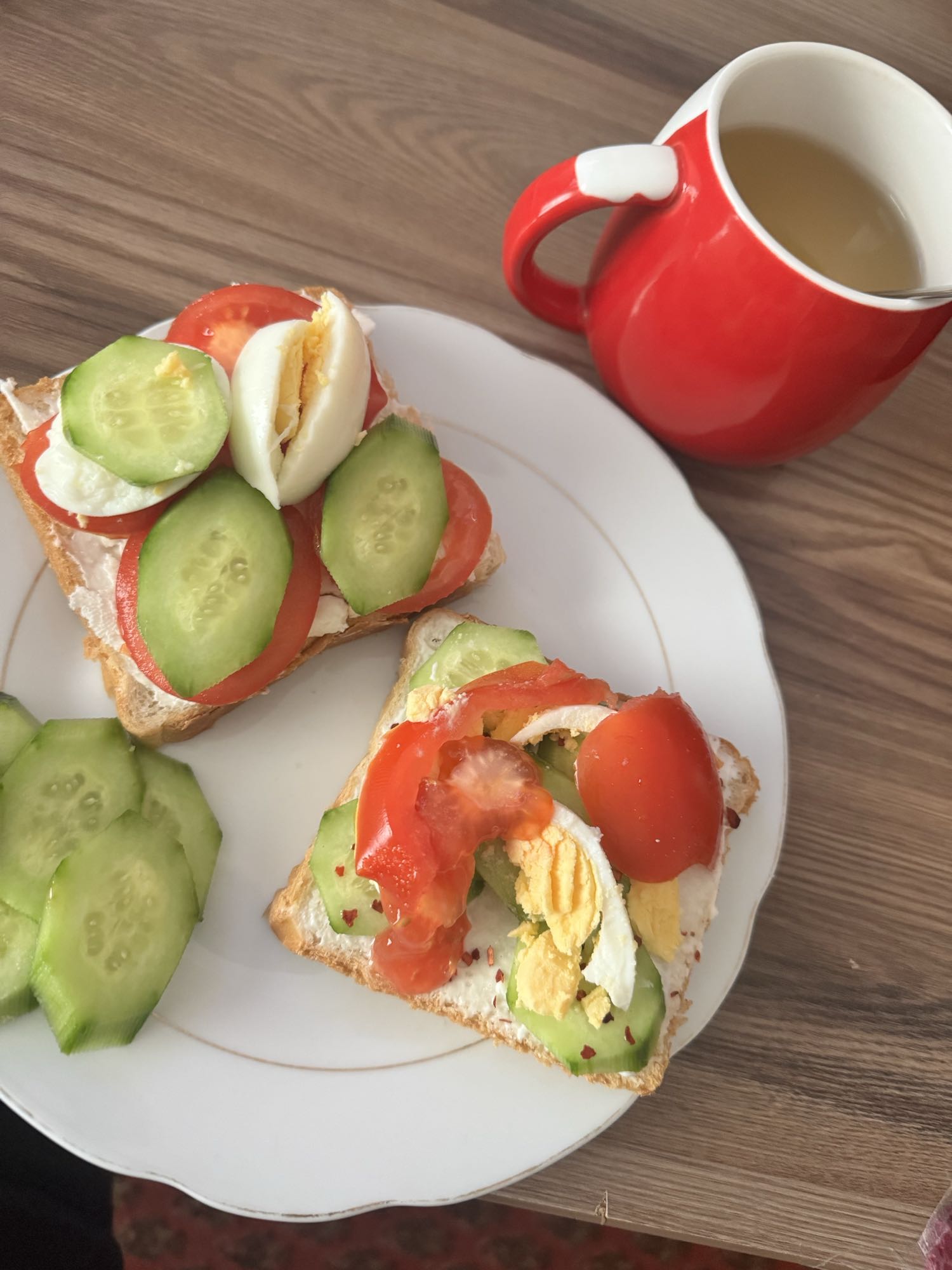 Egg and Veggie Toast