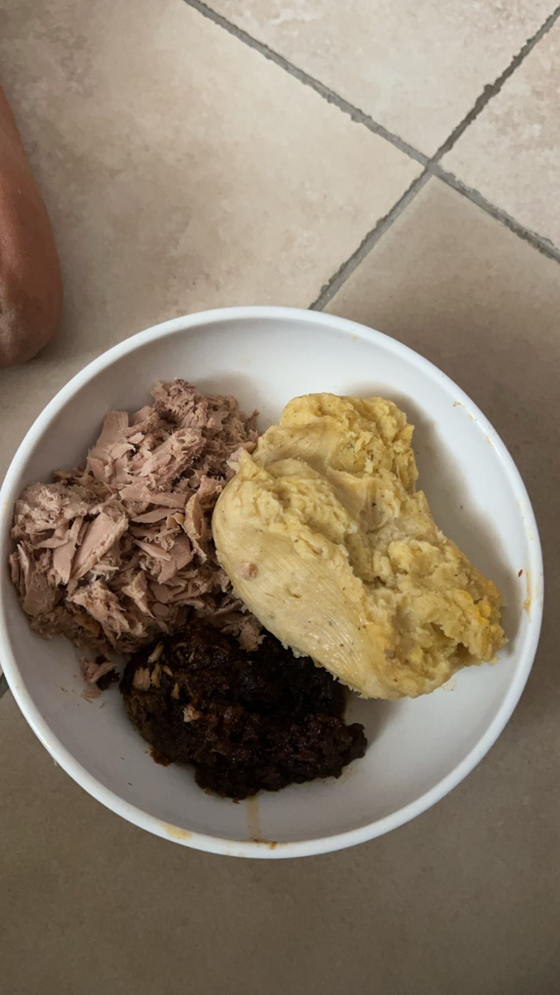 Tuna with Fufu and Sauce