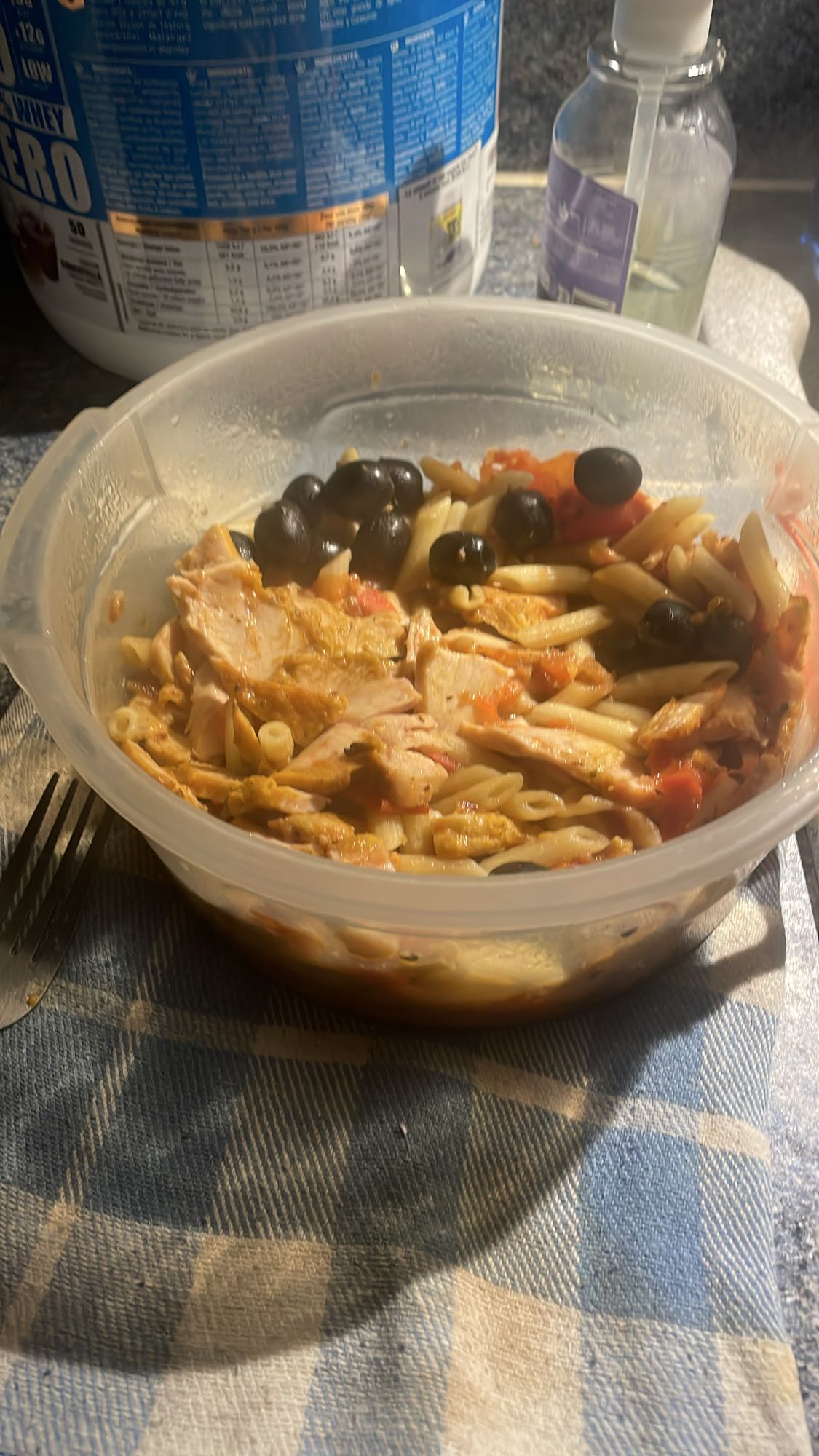 Pâtes au poulet et olives