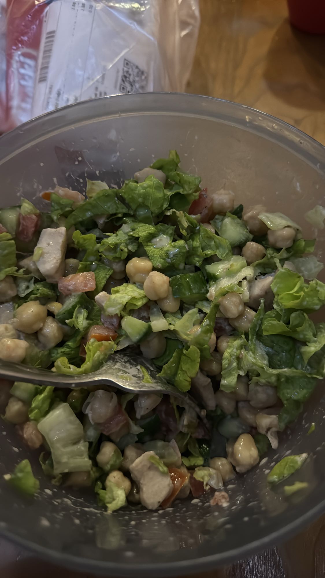 Nohutlu Tavuklu Salata