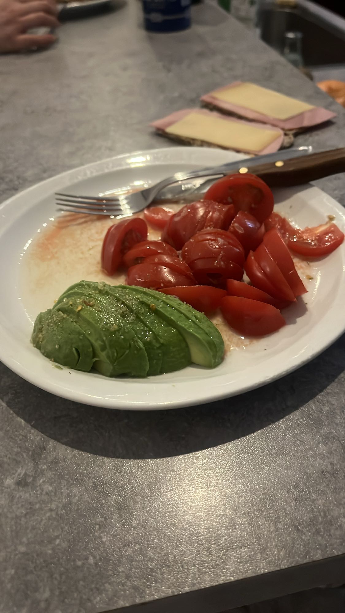 Salade avocat tomate