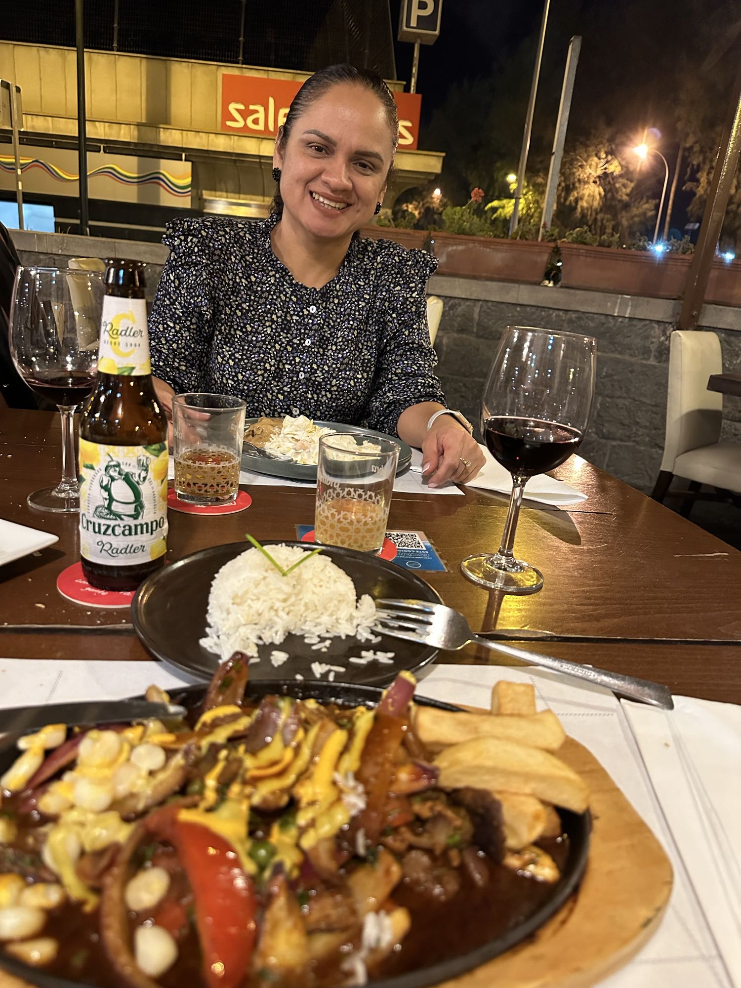 Lomo saltado con arroz