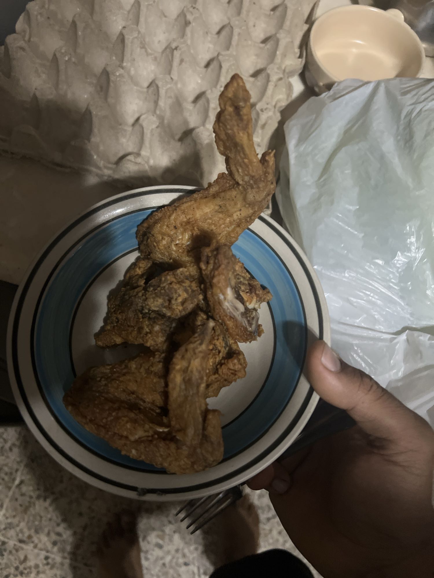 Alitas de pollo fritas