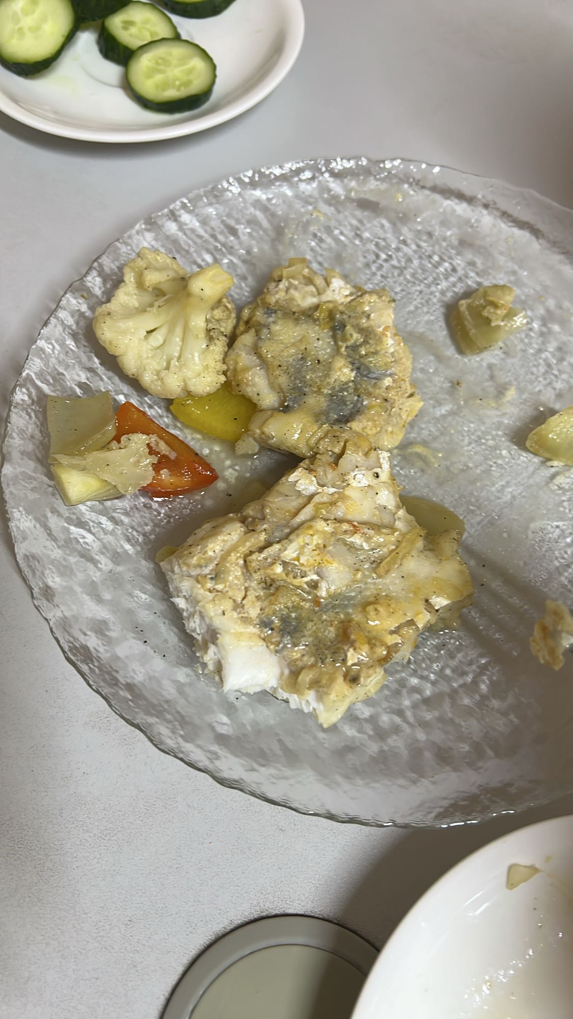 Тушеная рыба с овощами