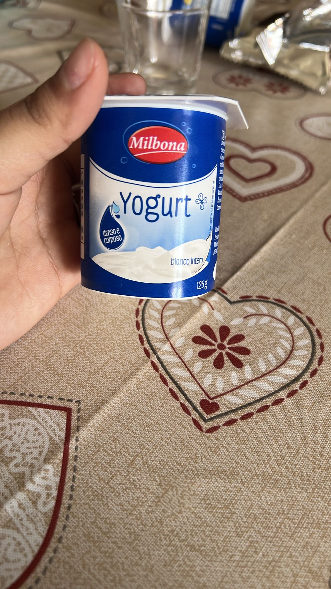 Пълномаслено кисело мляко