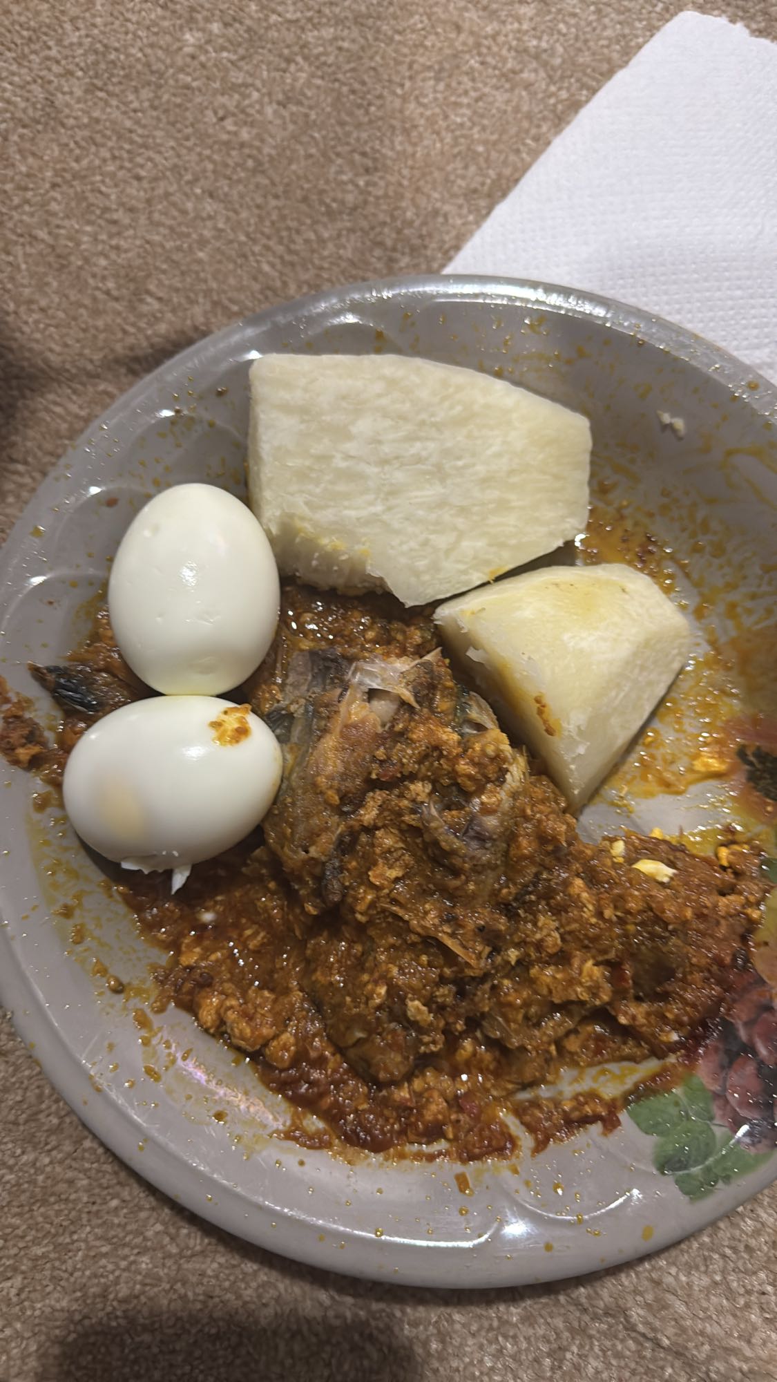 Boiled Yam with Egg Stew