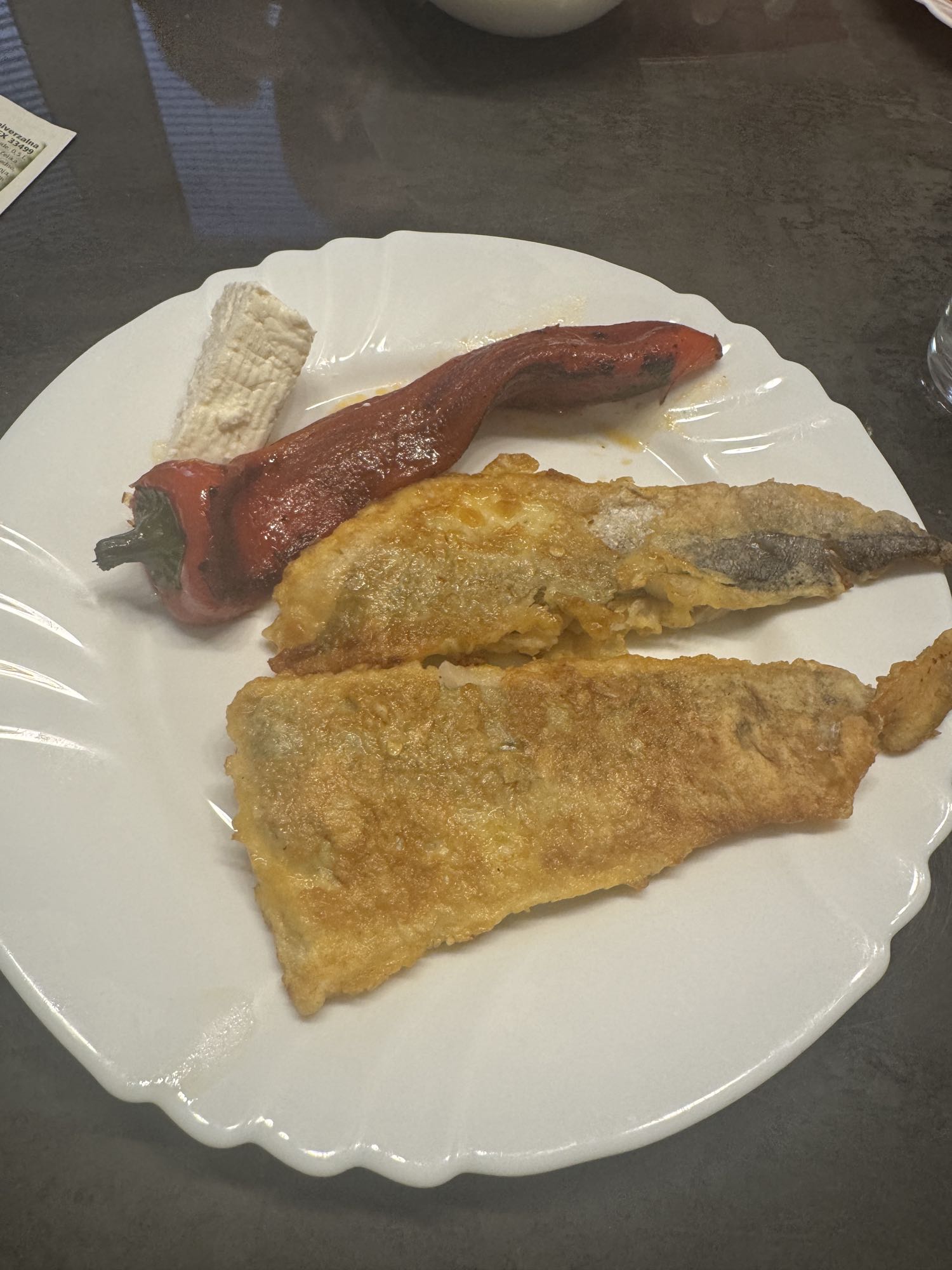 Pohani oslić s paprikom