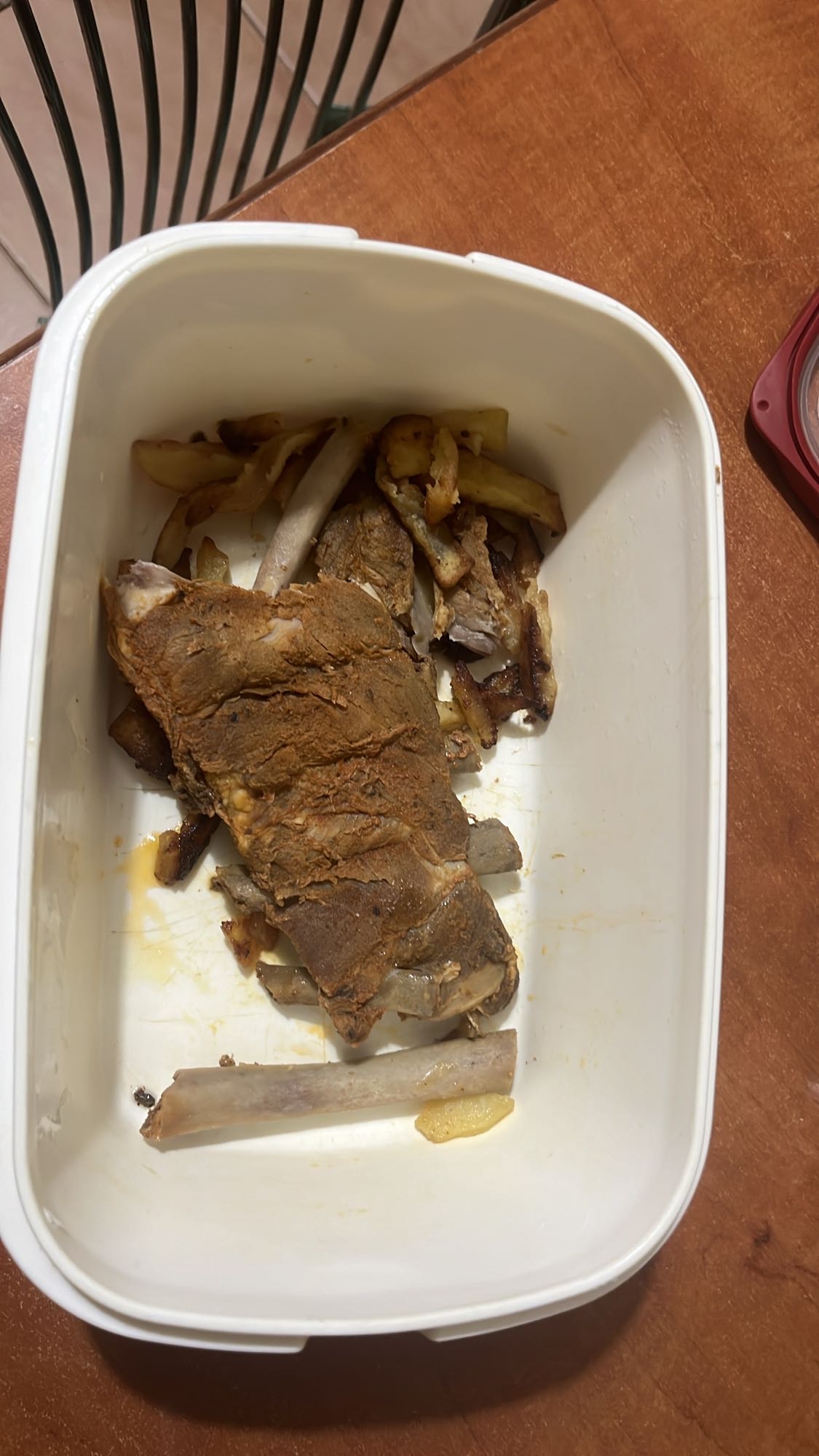 Coaste de porc cu cartofi