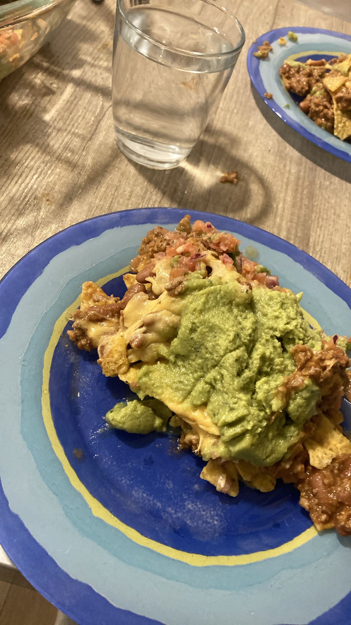 Nachos con guacamole